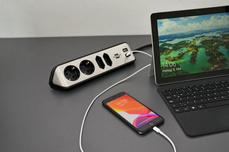 Brennenstuhl Estilo Eckstedoleiste 4-Fach Schwarz