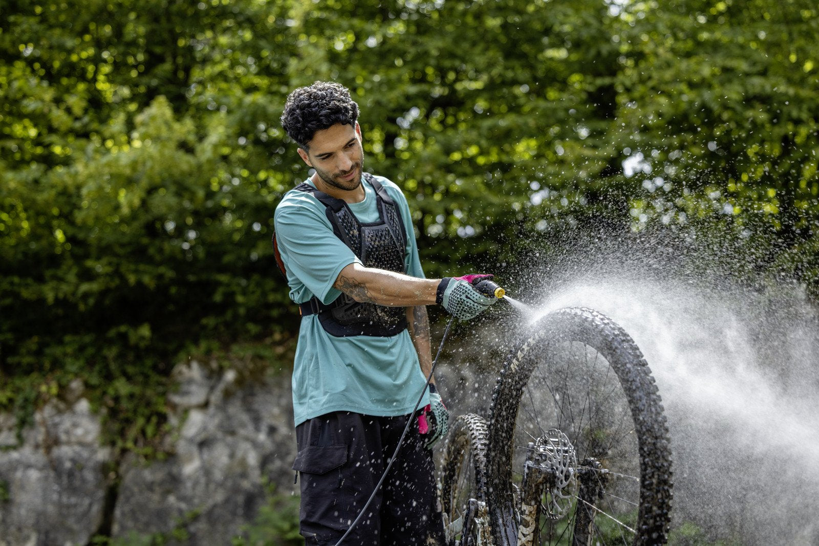 EAN 4066529004277 - Kärcher OC 3 FOLDABLE Limpiadora de alta presión o Hidrolimpiadora Compacto Batería 120 l/h Negro, Blanco imagen 9