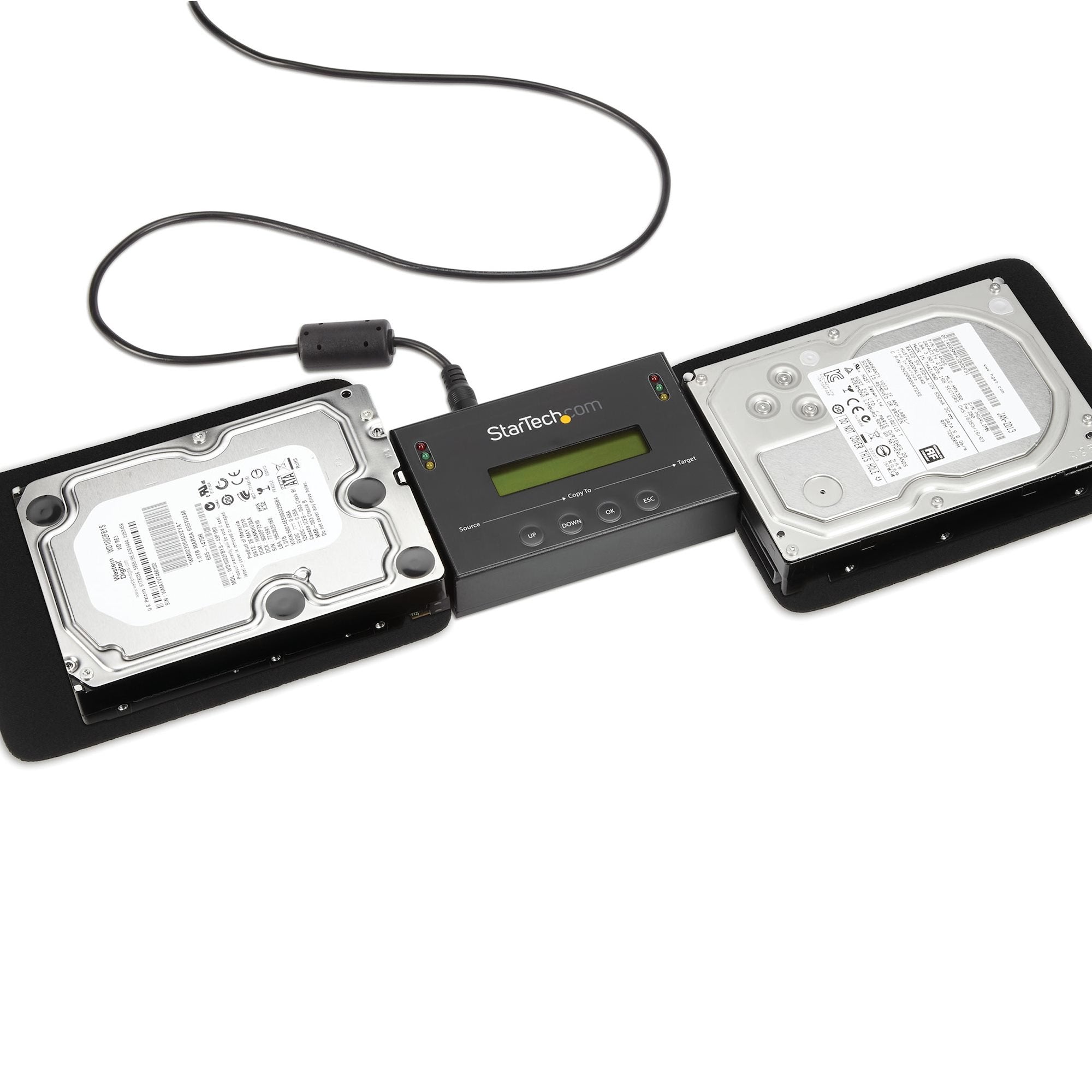 Startech.Com Clonador Y Borrador Autónomo 1:1 Para Discos Duros Ssds Sata - Con Pantalla Lcd - Taa - Independiente Del Sistema Operativo