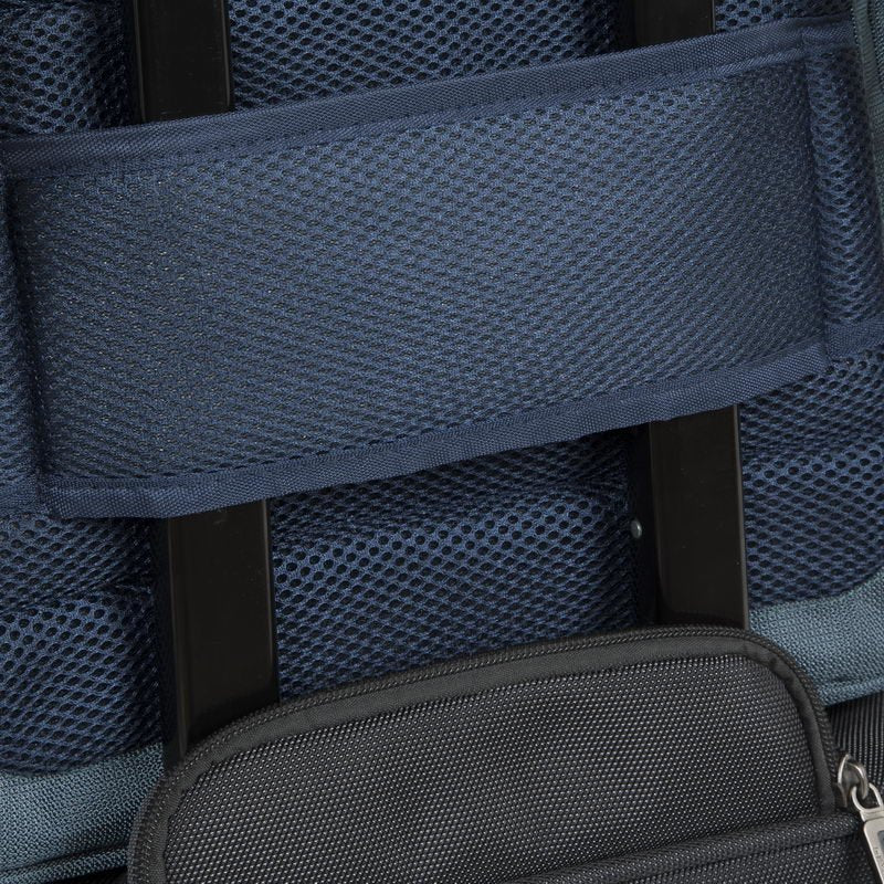 Mochila Rivacase 8460 Tegel Eco Para Portátil 17.3" Acuamarina