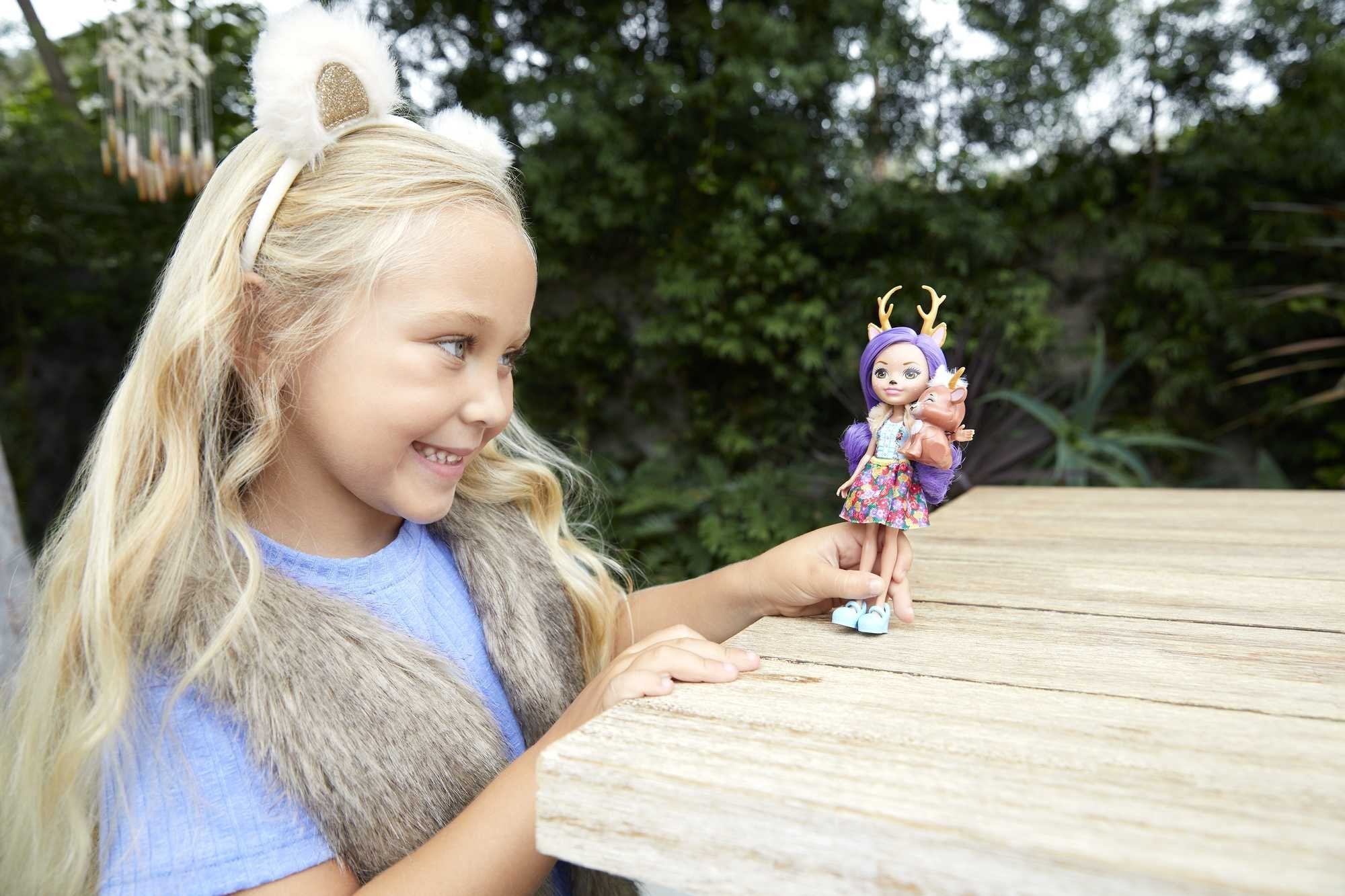 Muñeca Enchantimals Enchantimals Danessa Deer & Sprint Fxm75