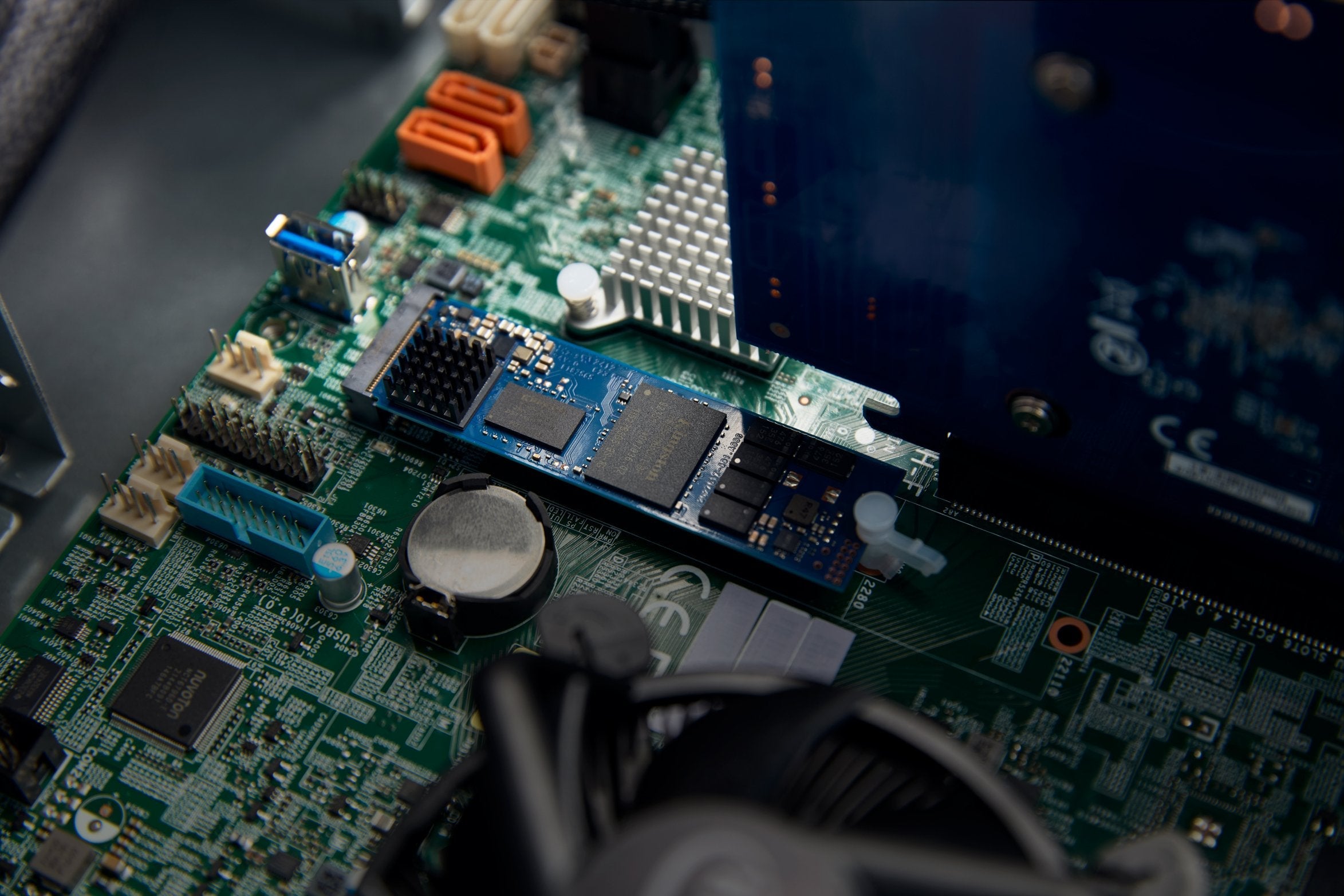 EAN 0740617345223 - Kingston Technology DC2000B 240 GB PCI Express 4.0 NVMe 3D TLC imagen 8