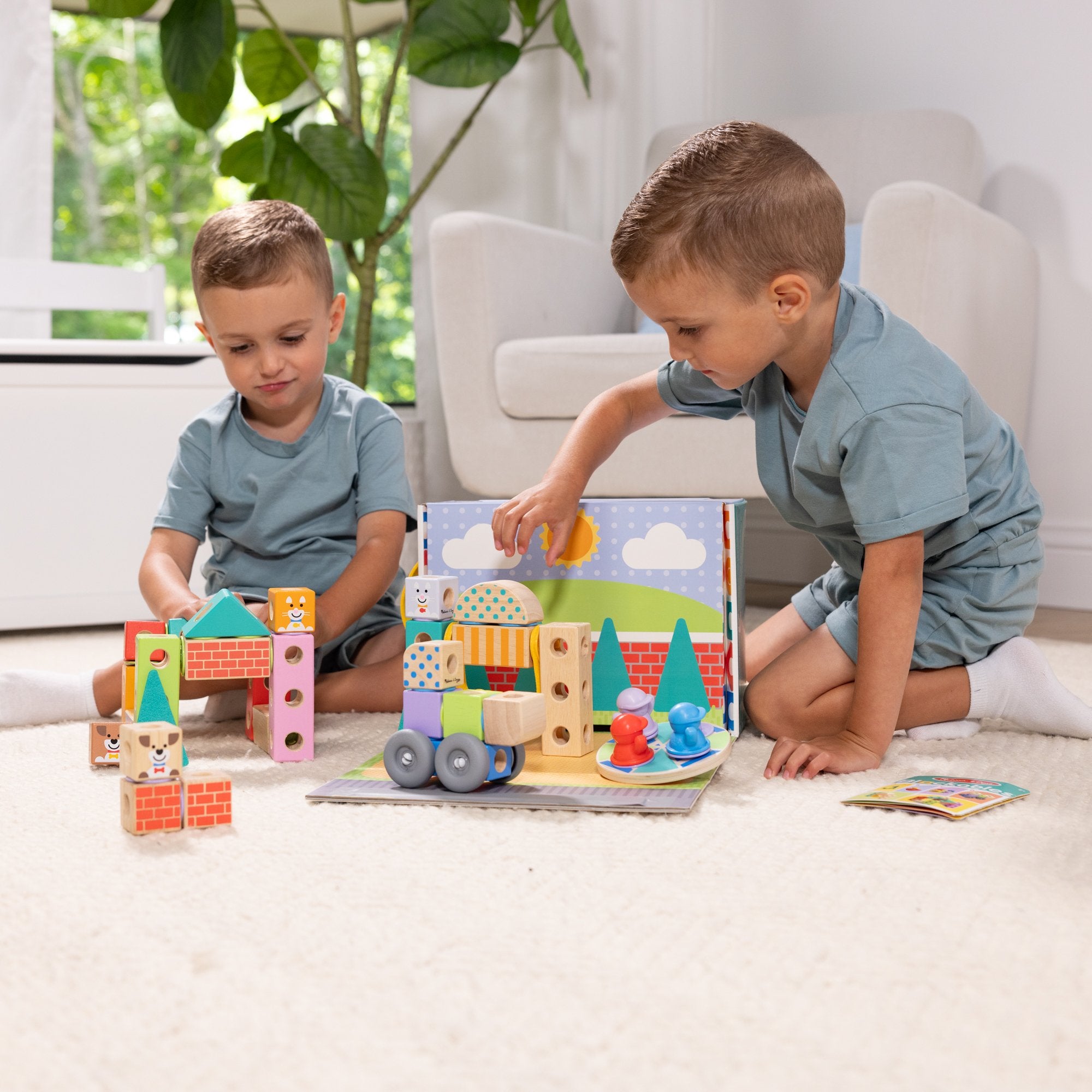 EAN 0681147005525 - Melissa & Doug MDT BBN Blockables Town Pyst GML imagen 4