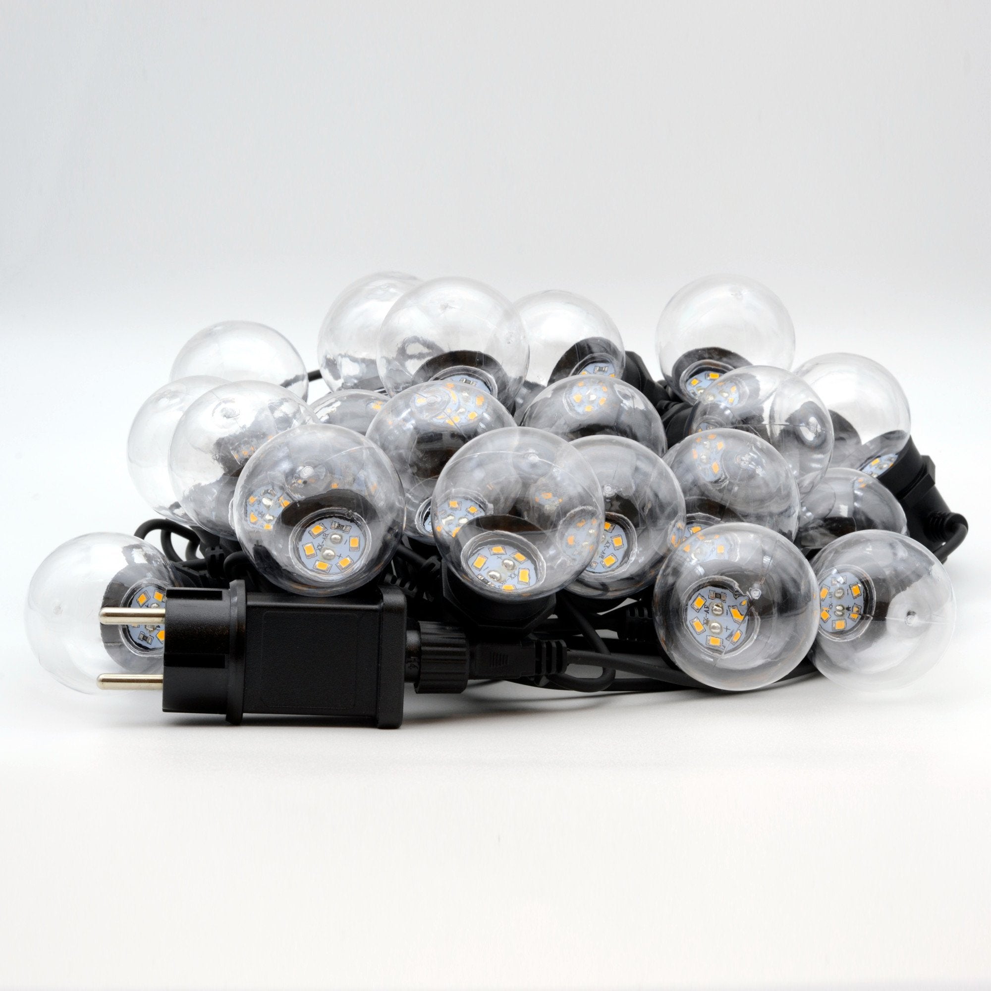 EAN 4040895012104 - RealPower 463627 tira de luces 10 m 24 lámpara(s) LED imagen 1