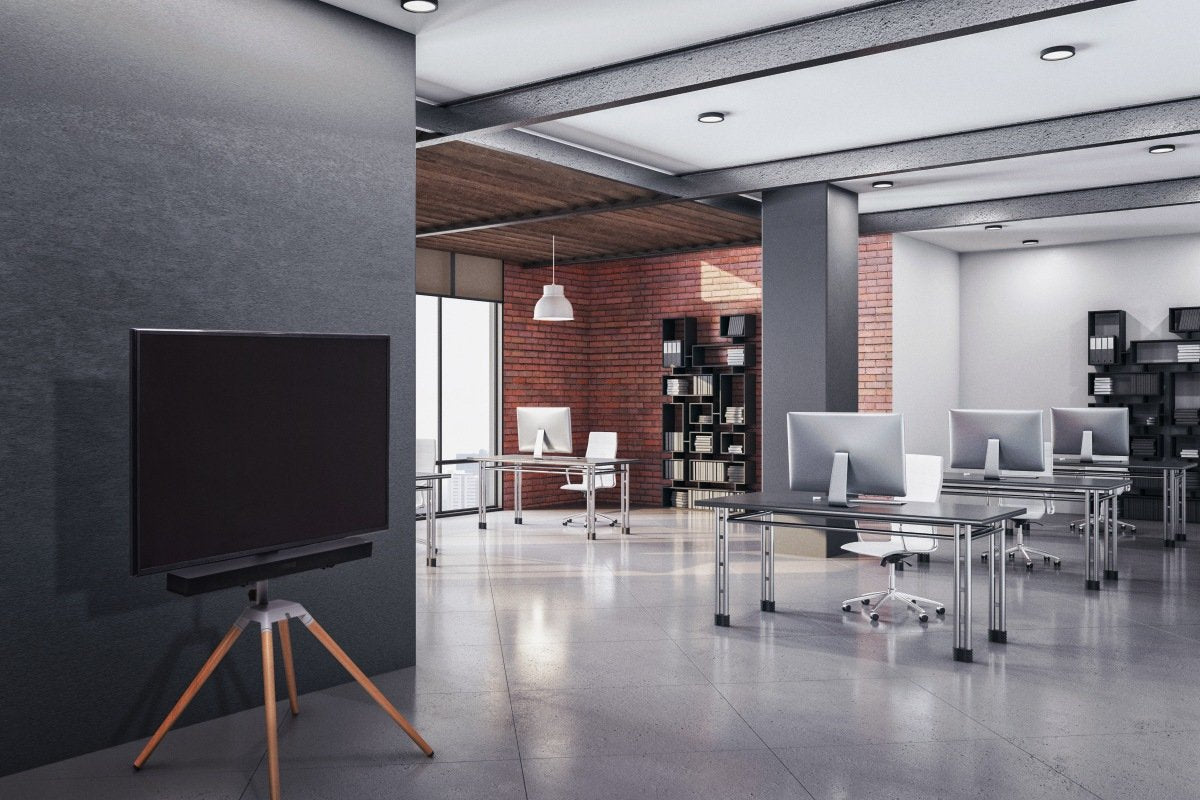 Soporte De Tv One For All Quadpod 70" 360 Grad Light Wm 7476