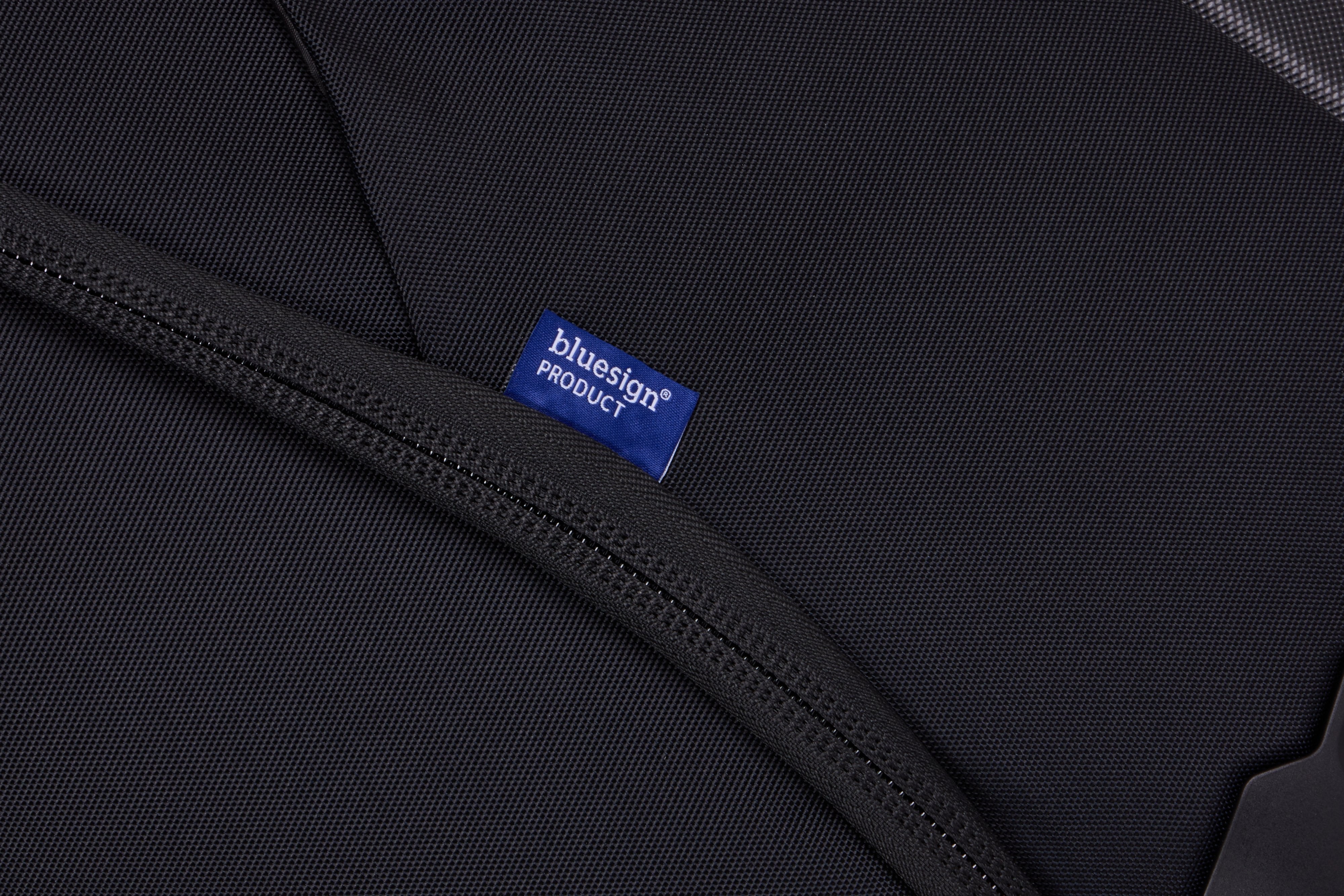 EAN 0085854255790 - Thule Subterra 2 TSRS425 Black Tranvía Estructura blanda Negro 65 L Policarbonato (PC), Poliéster imagen 11