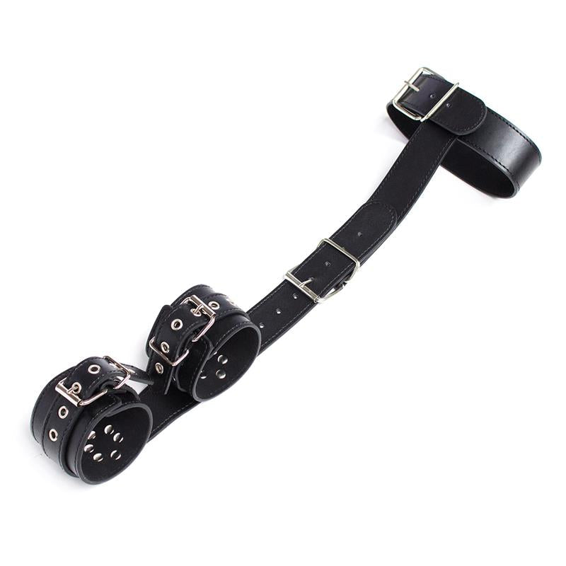 Collar Con Restricciones Negro