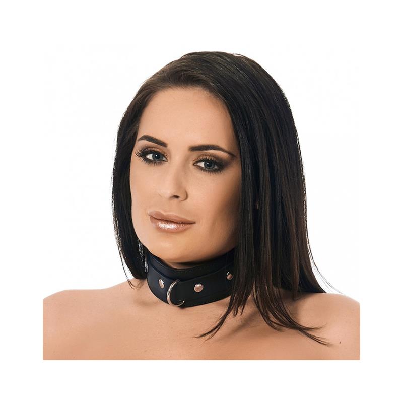 Collar Cuero Con Tachuelas Y Anilla Talla (Interno):M/L