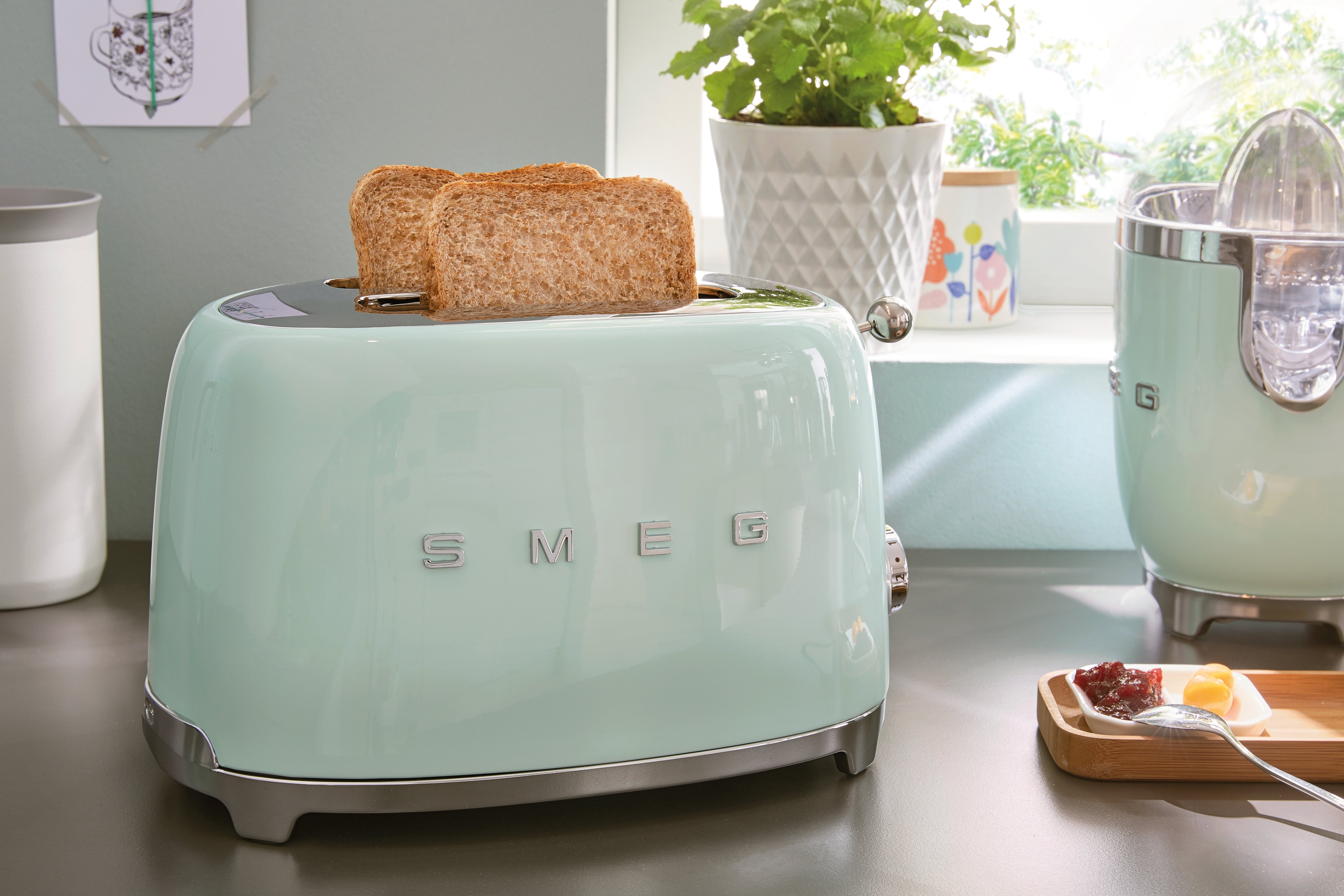 EAN 8017709189051 - Smeg TSF01PGEU tostadora 6 2 rebanada(s) 950 W Verde imagen 9