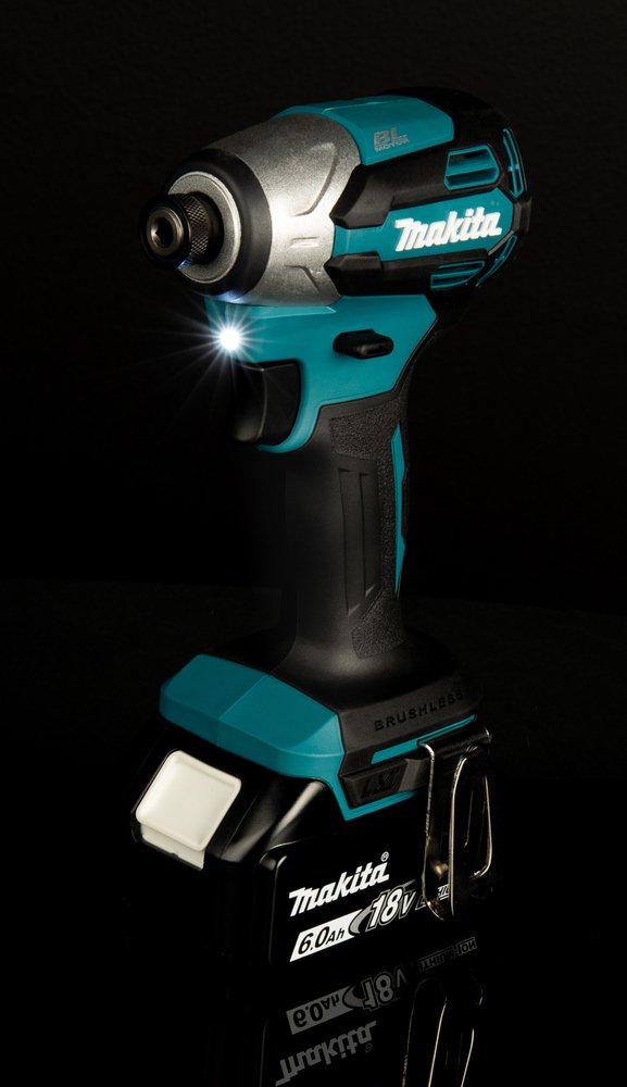 EAN 0197050018793 - Makita DTD158Z destornillador eléctrico y llave de impacto Negro, Azul imagen 16