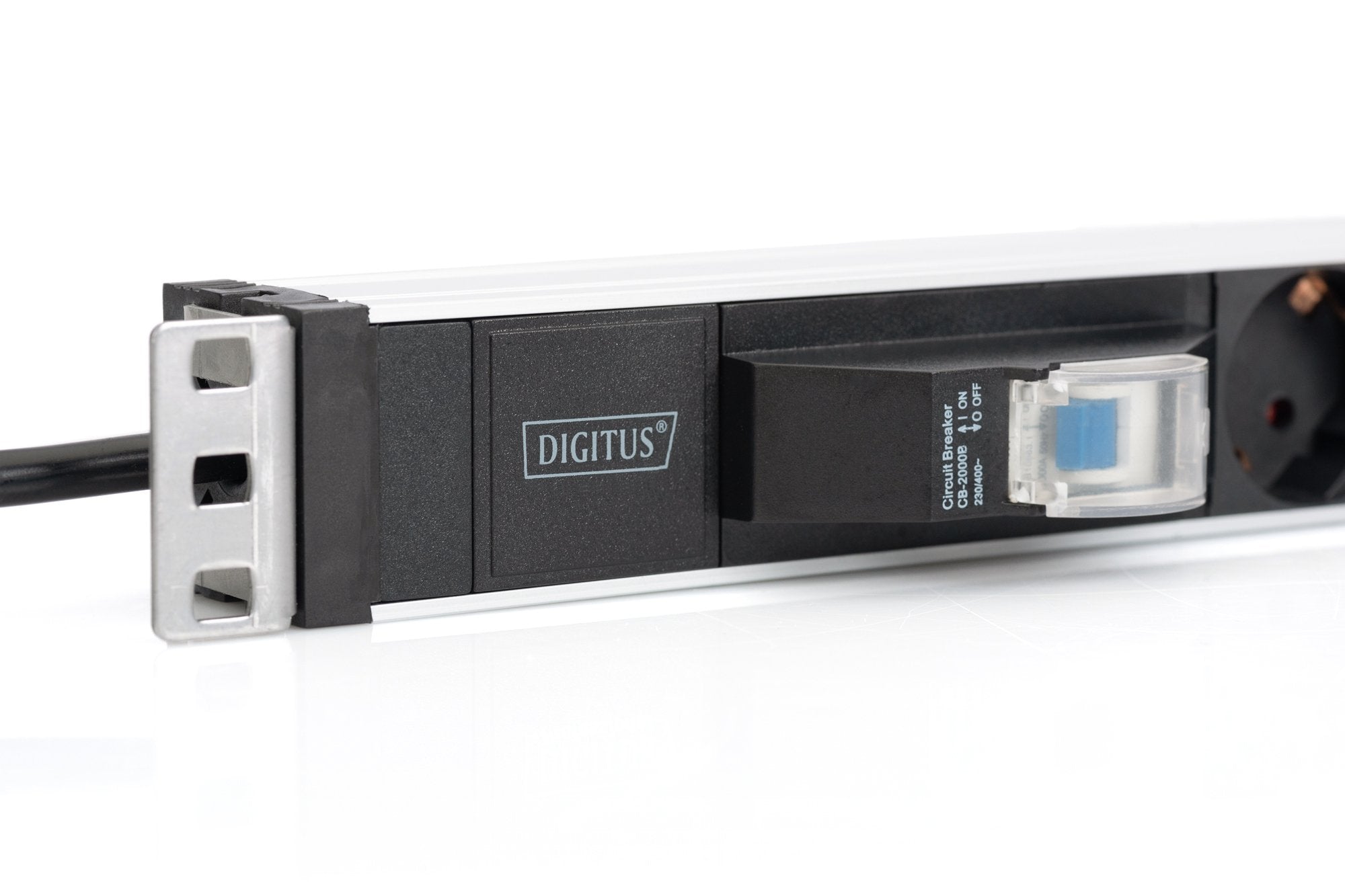 EAN 4016032456636 - Digitus DN-95417 unidad de distribución de energía (PDU) 6 salidas AC 0U/1U Negro, Plata imagen 4