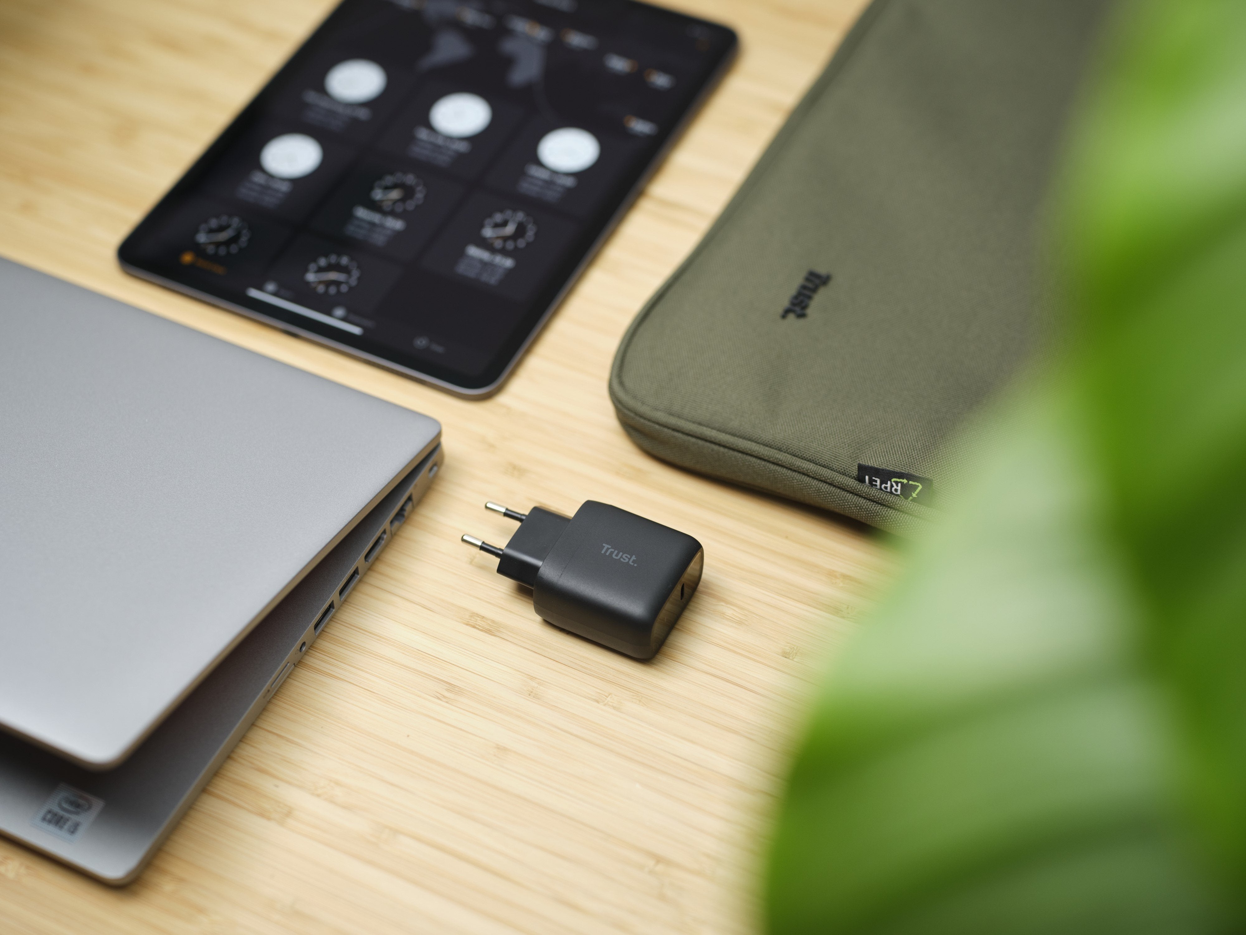 Cargador De Pared Trust 1xusb Tipo-C 45w