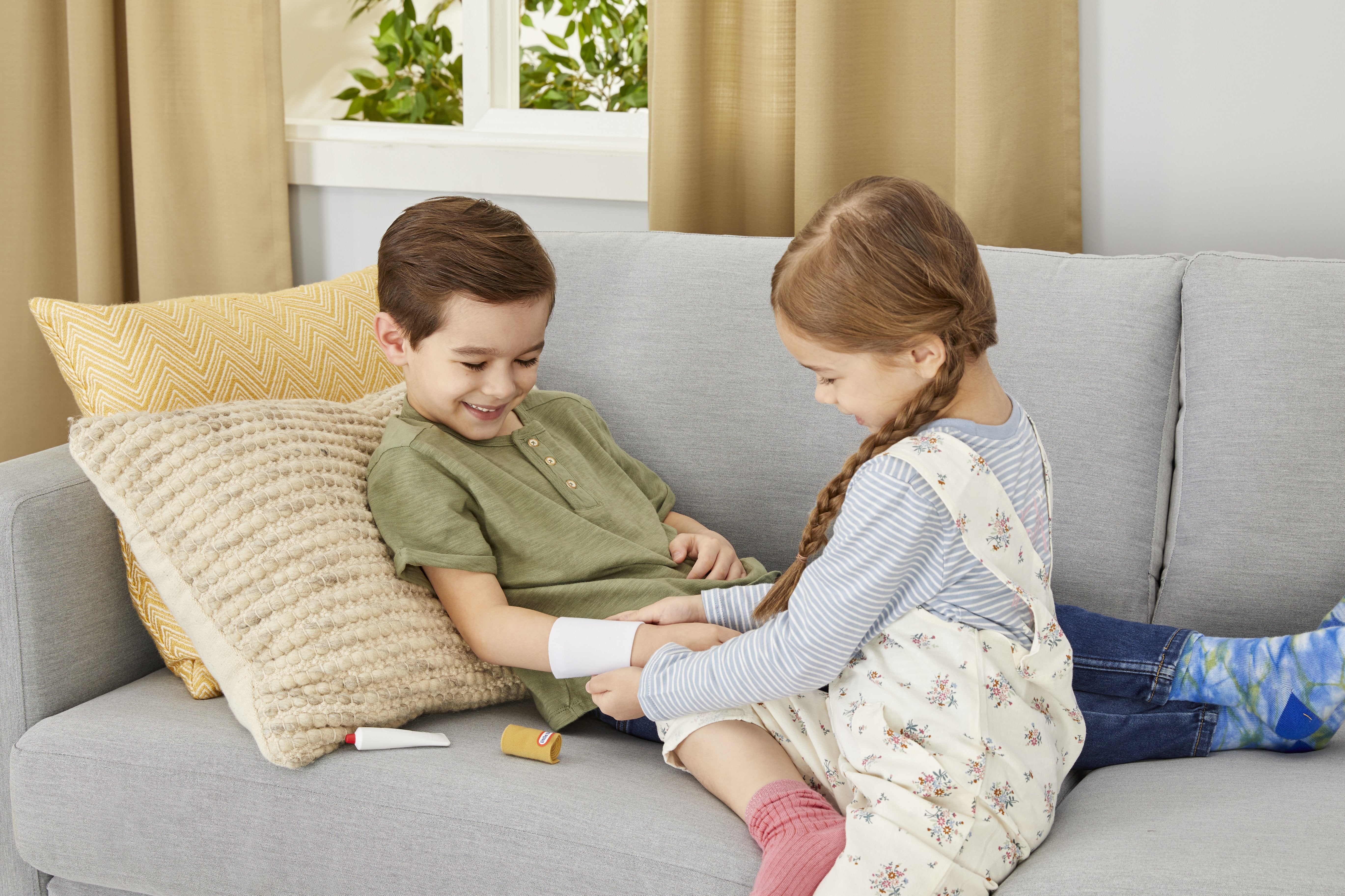 EAN 50743656156 - Little Tikes First Aid Kit imagen 10