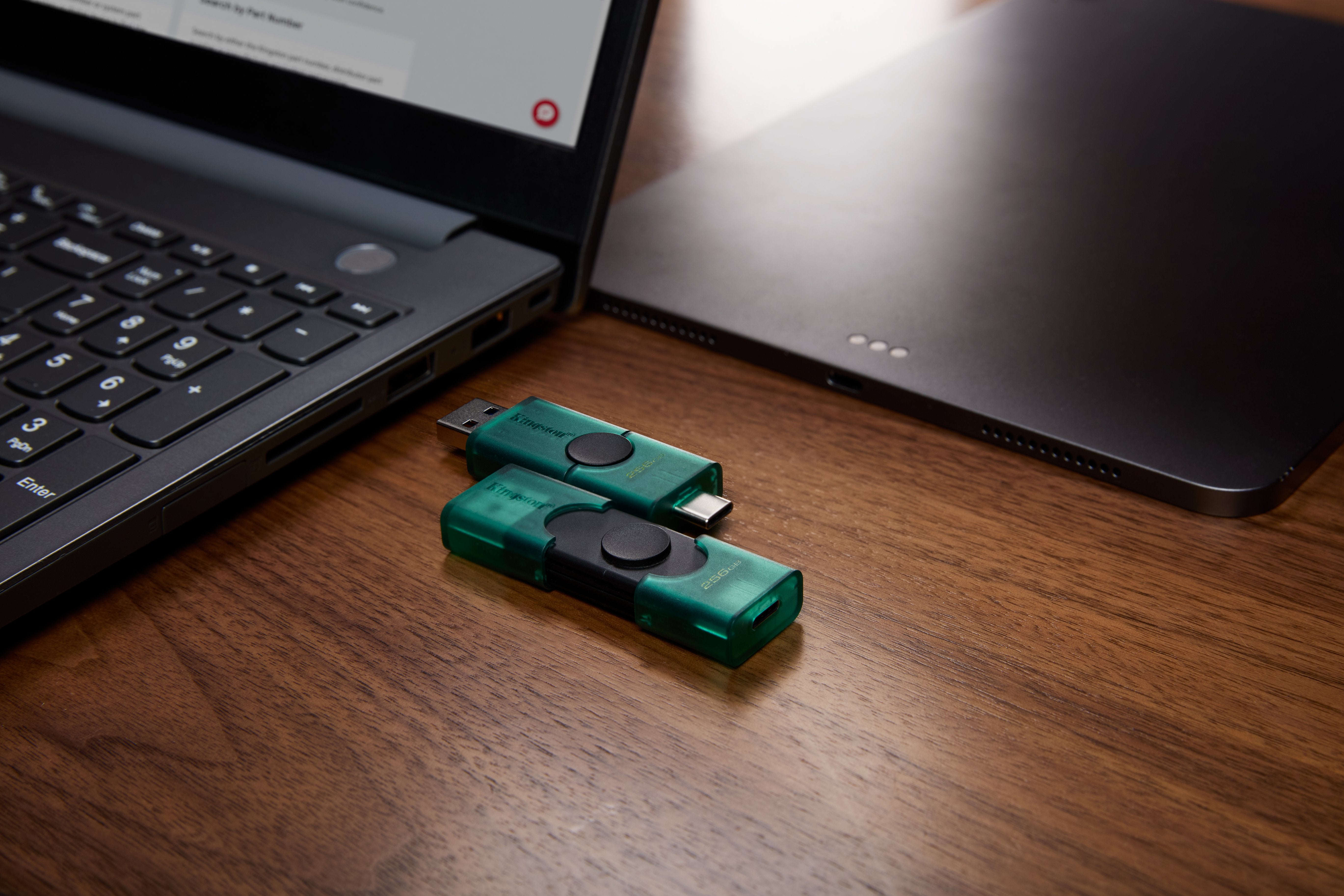 EAN 740617351804 - Kingston Technology DataTraveler DuoG2 unidad flash USB USB Type-A / USB Type-C 3.2 Gen 1 (3.1 Gen 1) Negr imagen 8