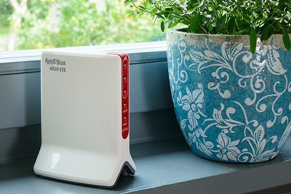 EAN 4023125030550 - Box 6820 LTE Banda única (2,4 GHz) Wi-Fi 4 (802.11n) Blanco 1 4G Interno imagen 5