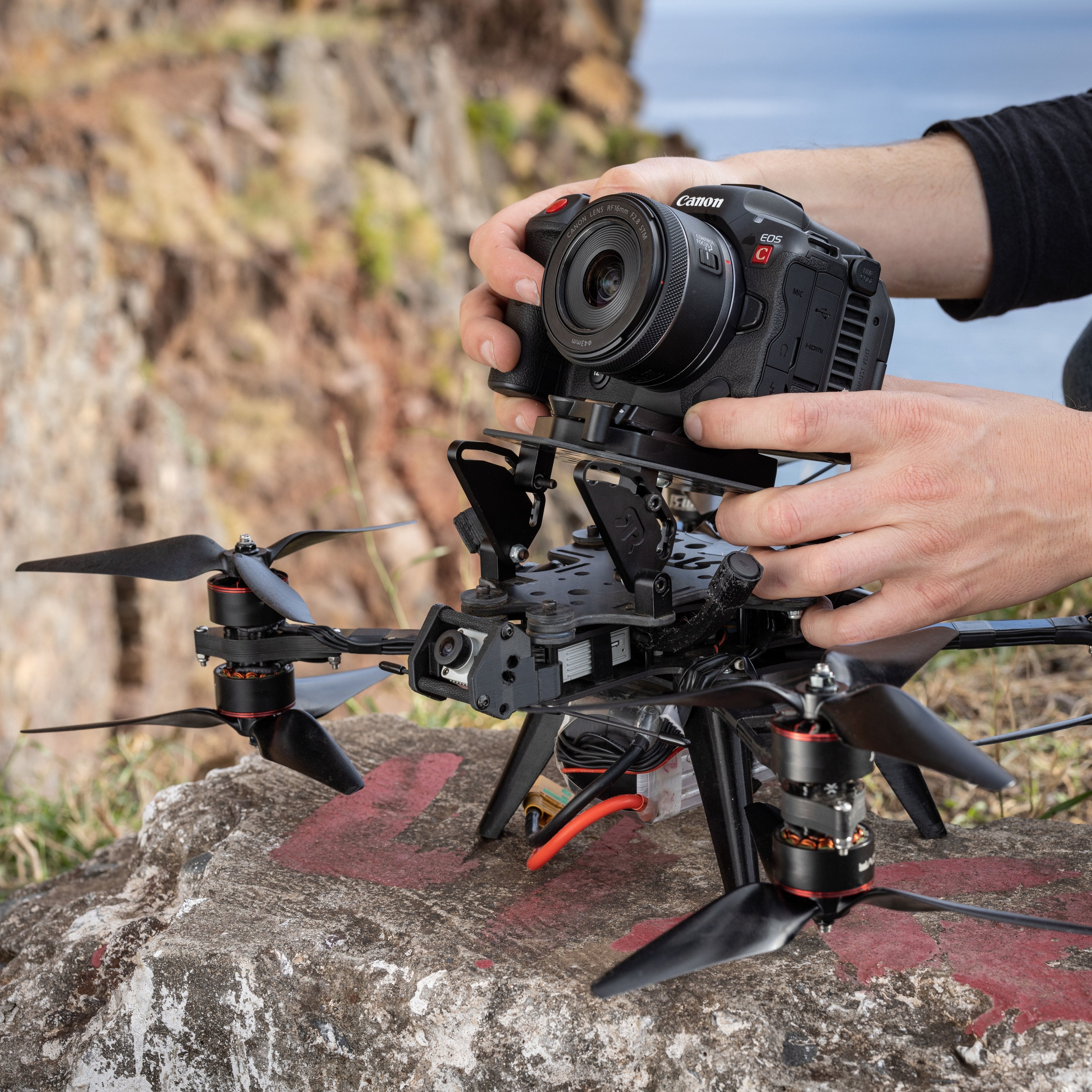 Canon Eos R5 C Cuerpo Milc 45 Mp Cmos 8192 X 5464 Pixeles Negro