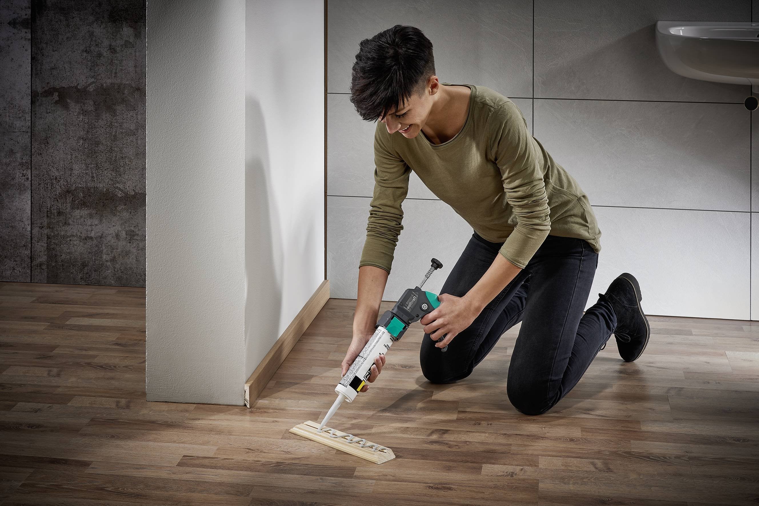 EAN 4006885435704 - wolfcraft GmbH 4357000 pistola de calafateo Pistola de calafateo de cartuchos imagen 7