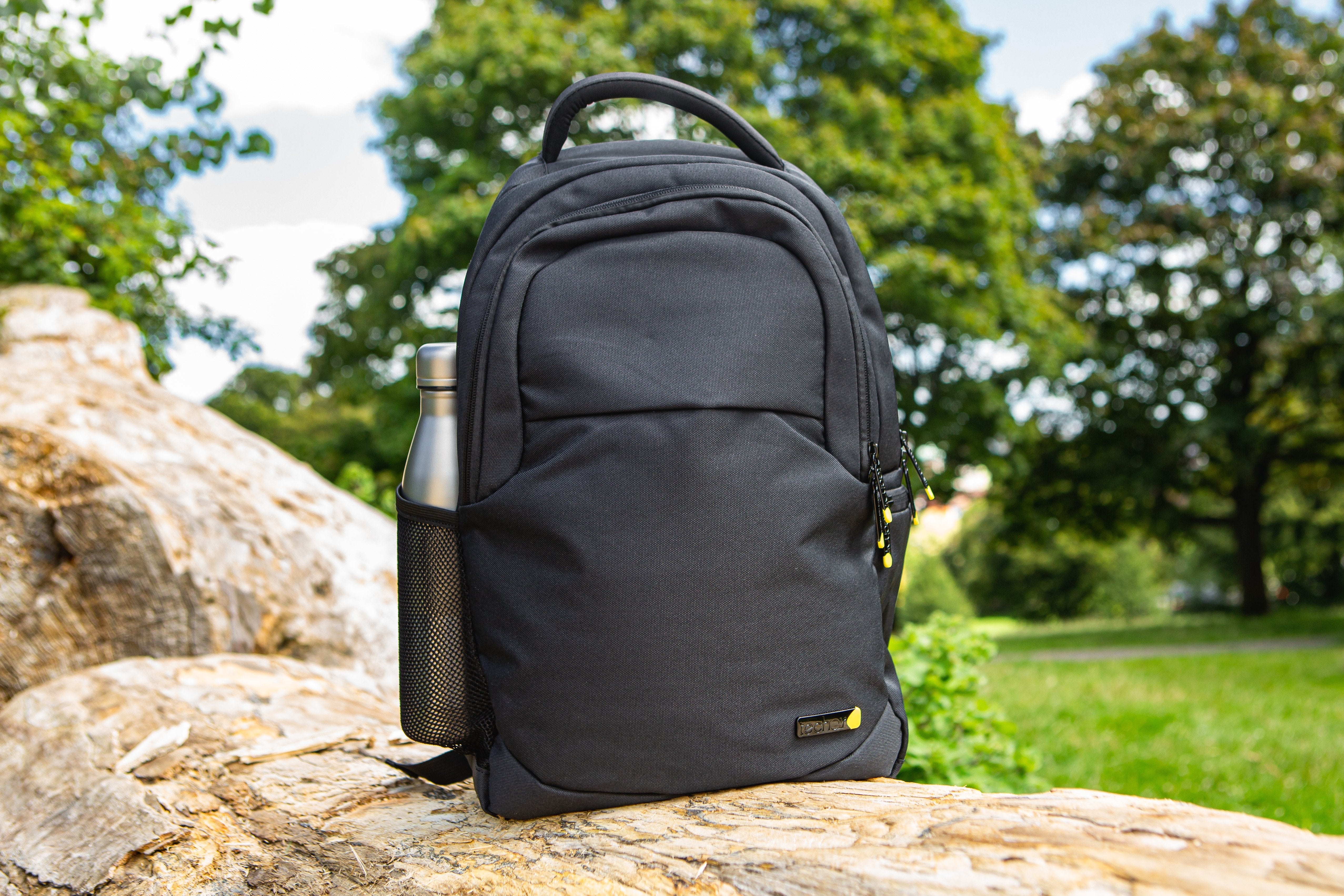 EAN 5060369673616 - Techair Eco essential 39,6 cm (15.6") Funda tipo mochila Negro imagen 8
