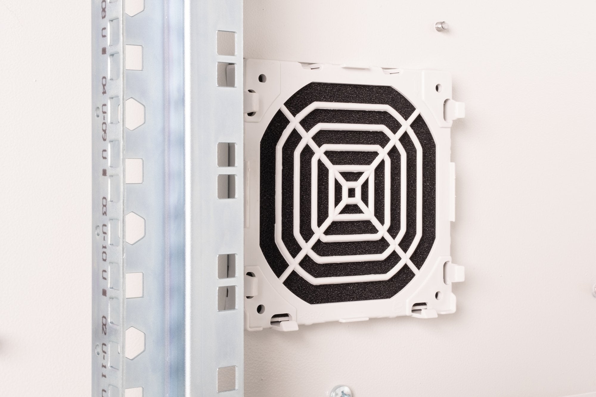 EAN 4016032360995 - Digitus DN-19 12U-I-OD armario rack Bastidor de pared Gris imagen 7