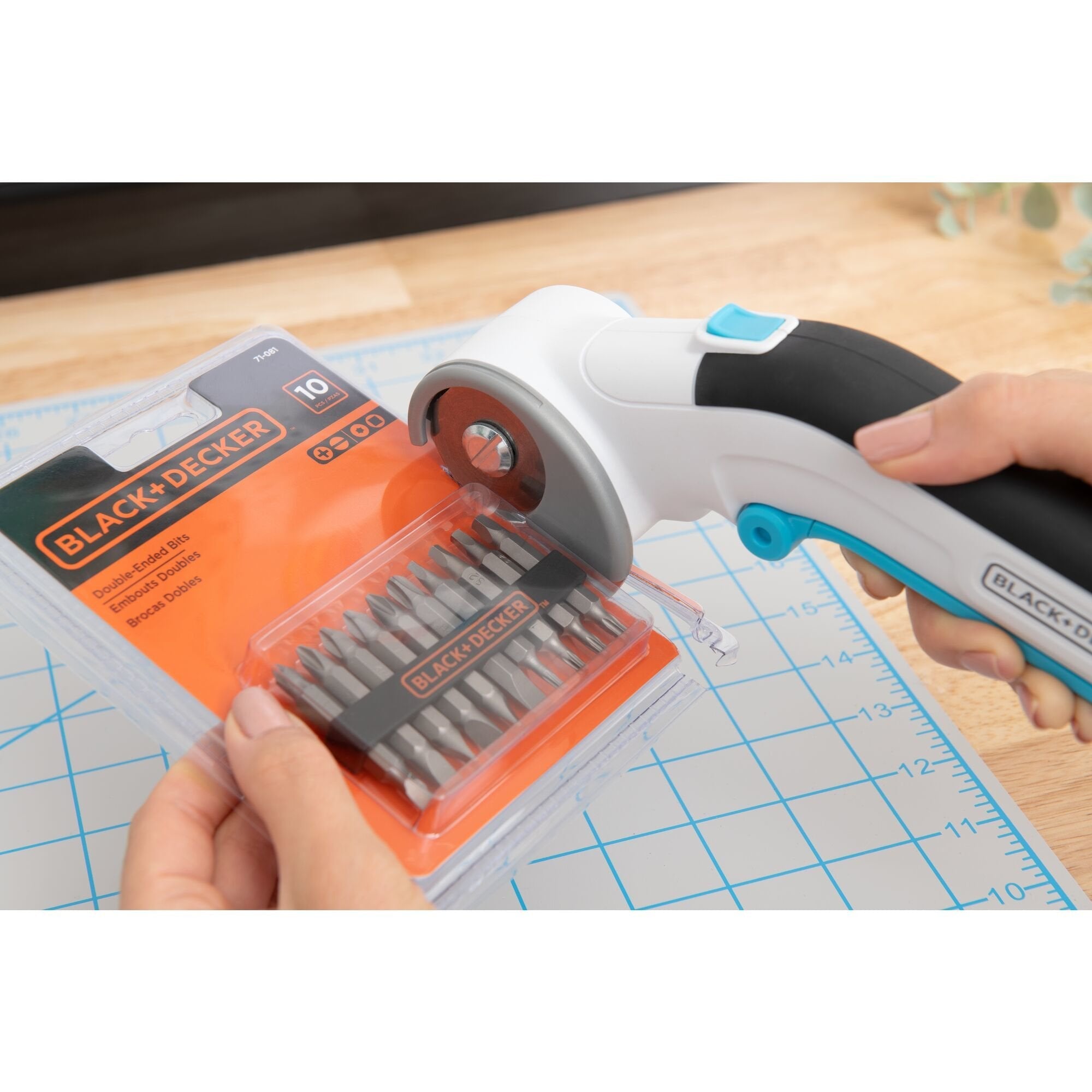 EAN 5035048788592 - Black & Decker BCRC115-XJ cortador circular imagen 12