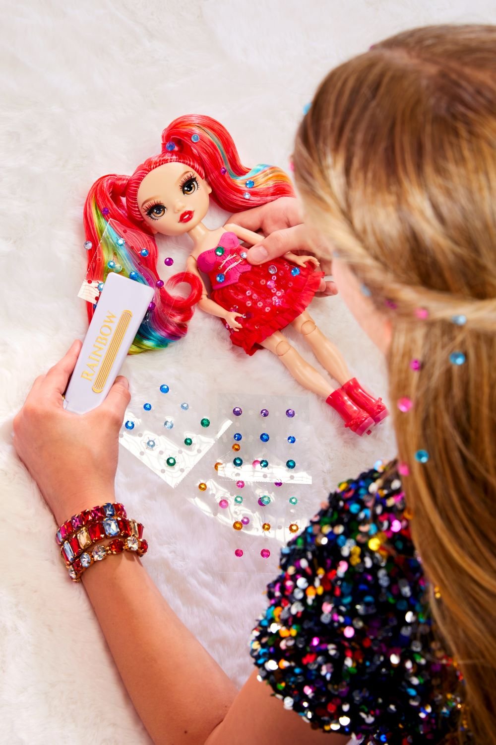 EAN 0035051597803 - Rainbow High Be Dazzling Fashion Dolls- Vivienne Rouge (Red) imagen 10