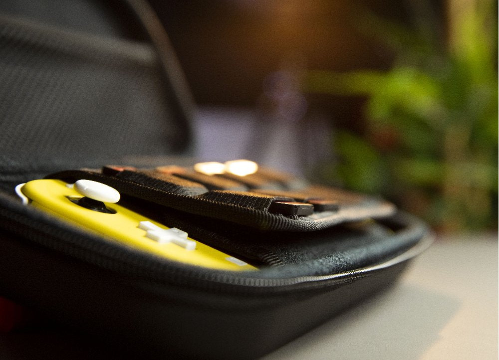 Funda Para Nintendo Switch Konix My Hero Academia Himiko Toga