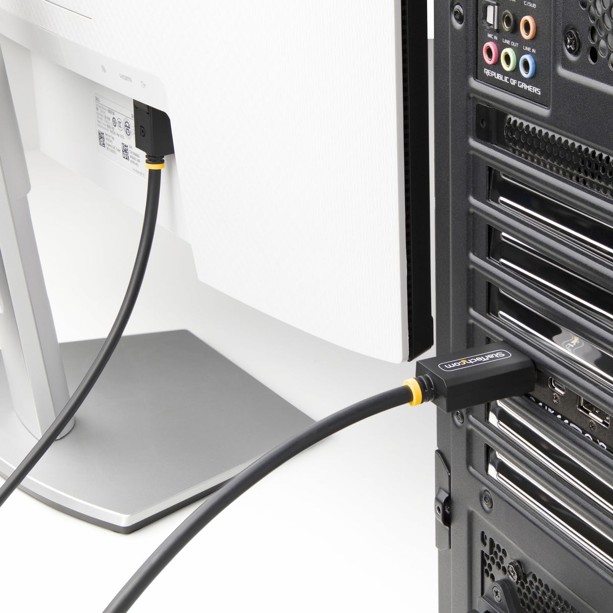 EAN 0065030920568 - StarTech.com DP21-3M-DP40-CABLE cable DisplayPort Negro imagen 5