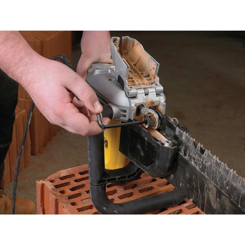 Dewalt Dwe398-Qs Alligator 450mm Saw