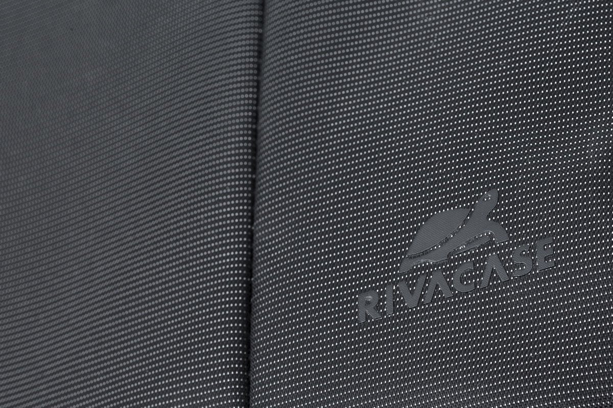Rivacase 8257 Funda Para Portátil 43,9 Cm (17.3") Funda Protectora Rígida Negro