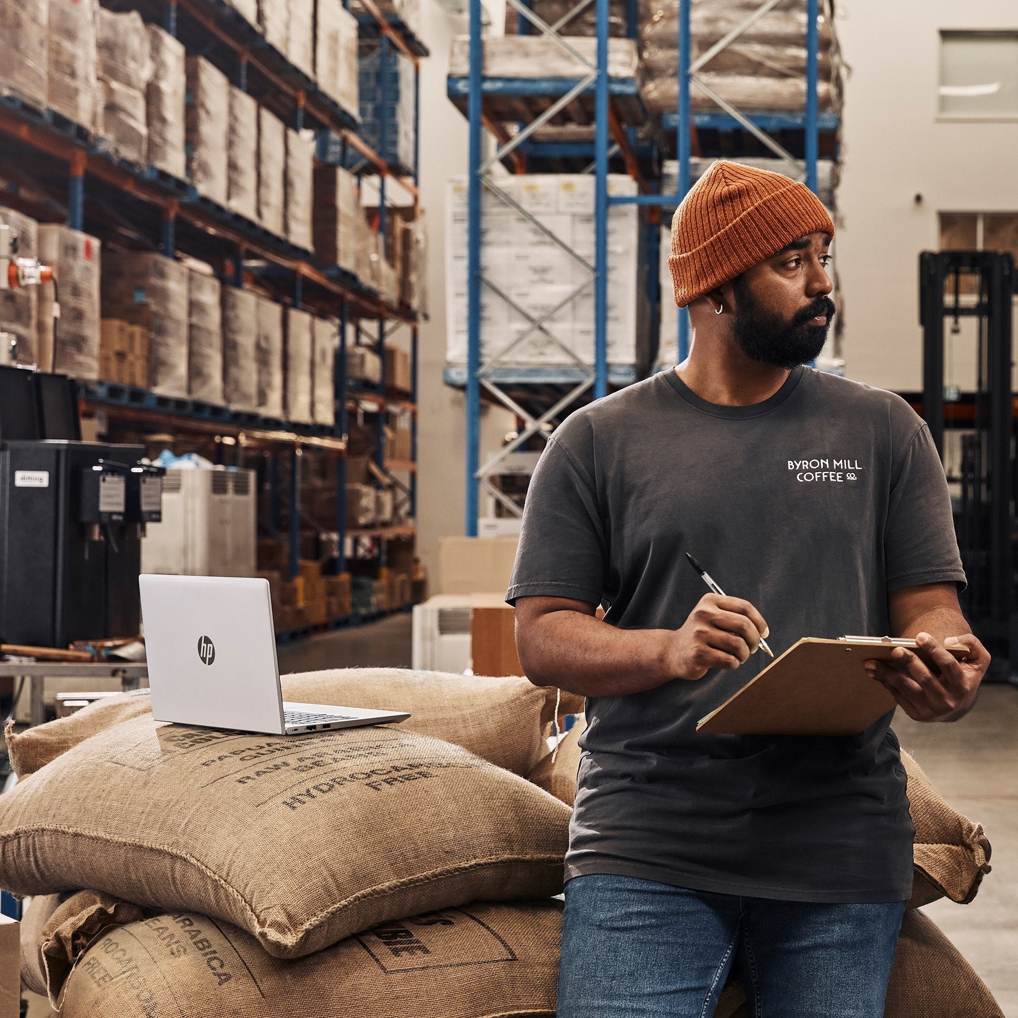 Portátil Hp Probook 440 G9 6a1u5ea Intel Core I7-1255u 16gb 1tb Ssd 14' Win10 Pro