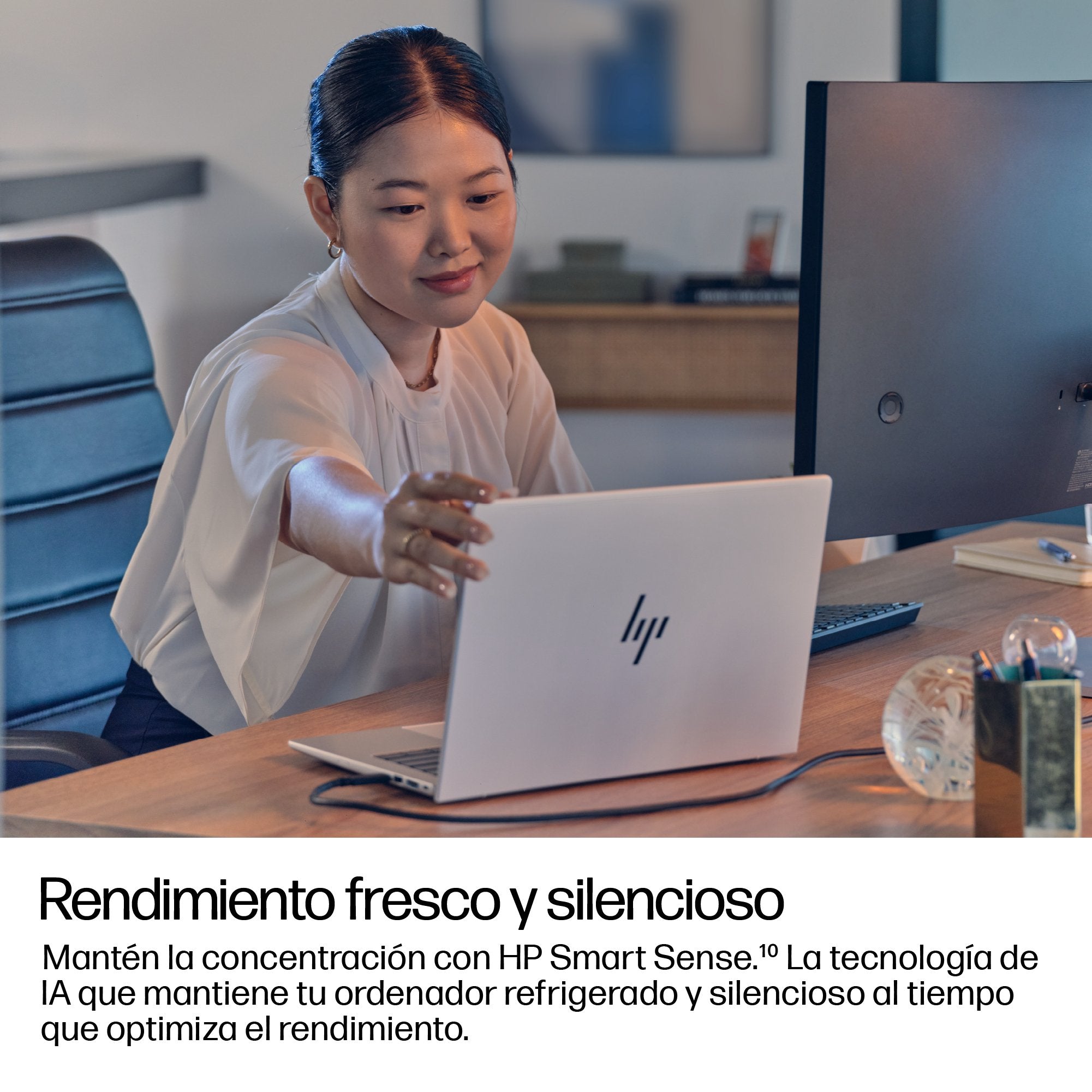 EAN 0821844052549 - HP EliteBook 8 G1i Next Gen AI PC Wolf Pro Security Edition Copilot+ PC Intel Core Ultra 5 226V Portátil imagen 9