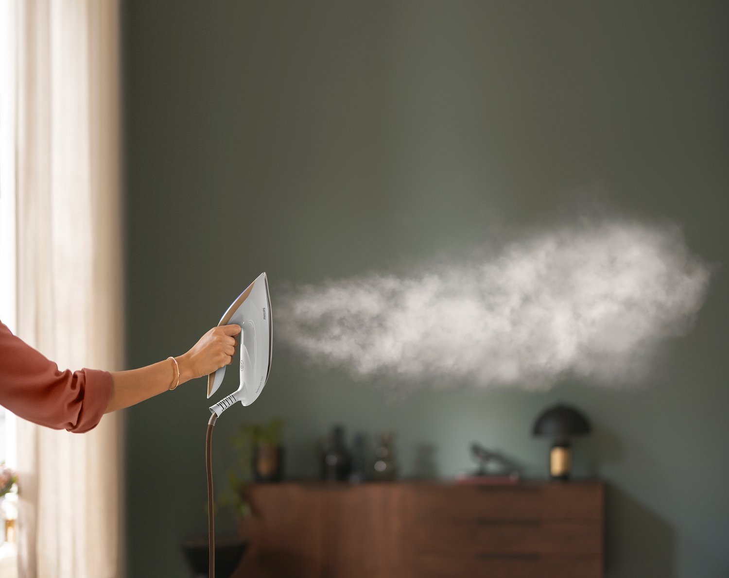 EAN 8720389001222 - Philips 7000 series PSG7040/10 estación plancha al vapor 2100 W 1,8 L Suela SteamGlide Elite Oro, Blanco imagen 7