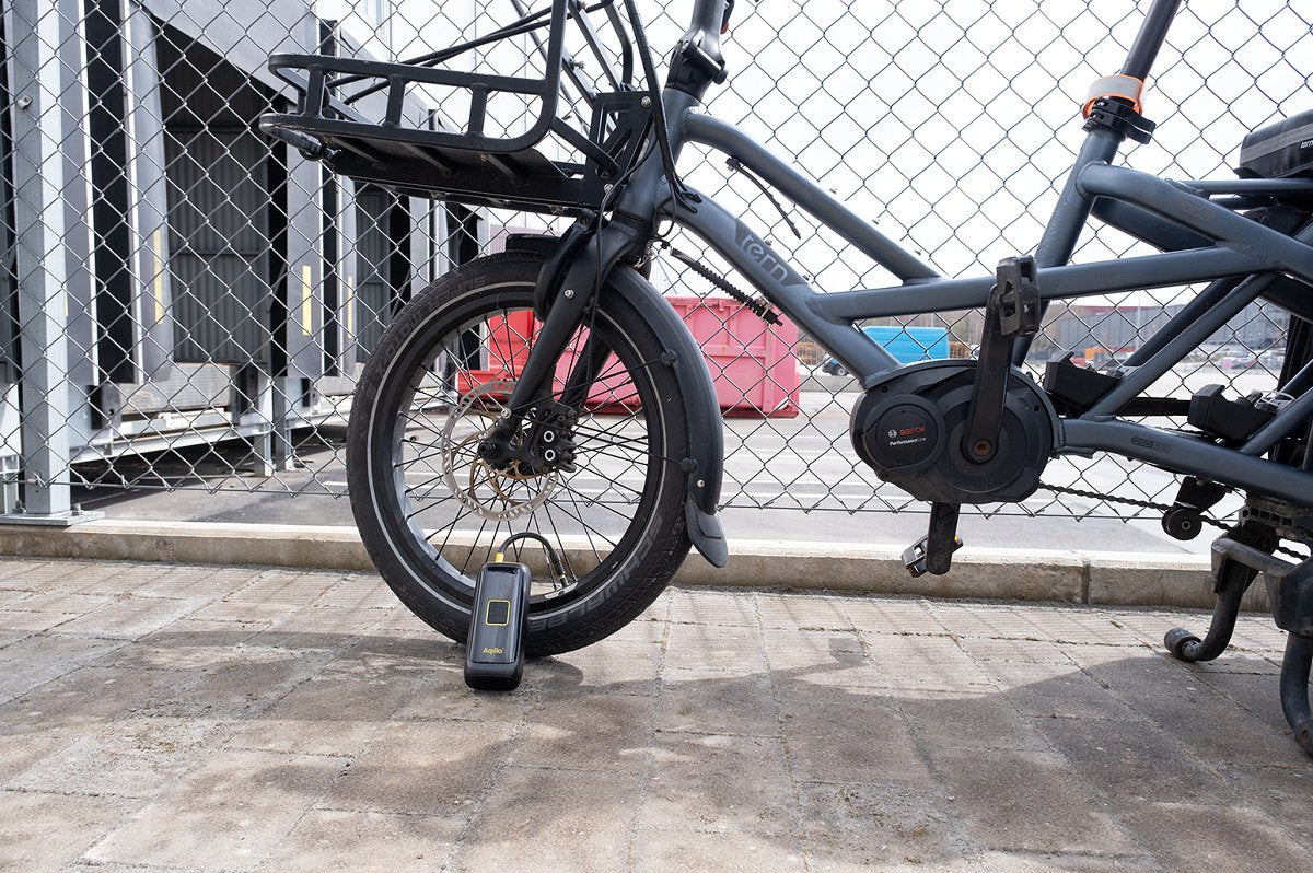 EAN 8716778932475 - Aqiila Airbird C4 bomba de aire eléctrica 10,3 bar 22 l/min imagen 9