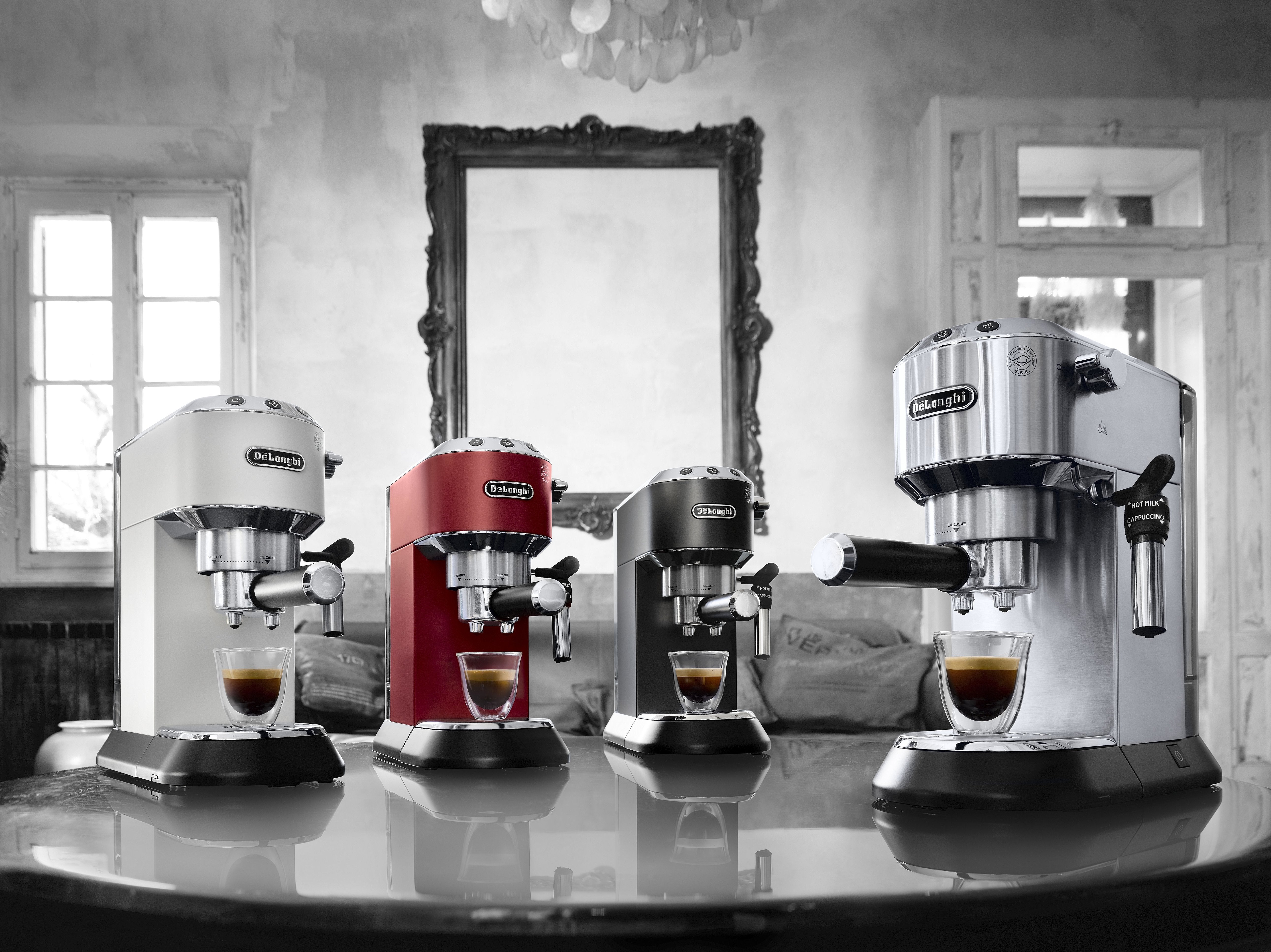 EAN 8004399331204 - De’Longhi Dedica Style EC 685.R Semi-automática Máquina espresso 1,1 L imagen 7