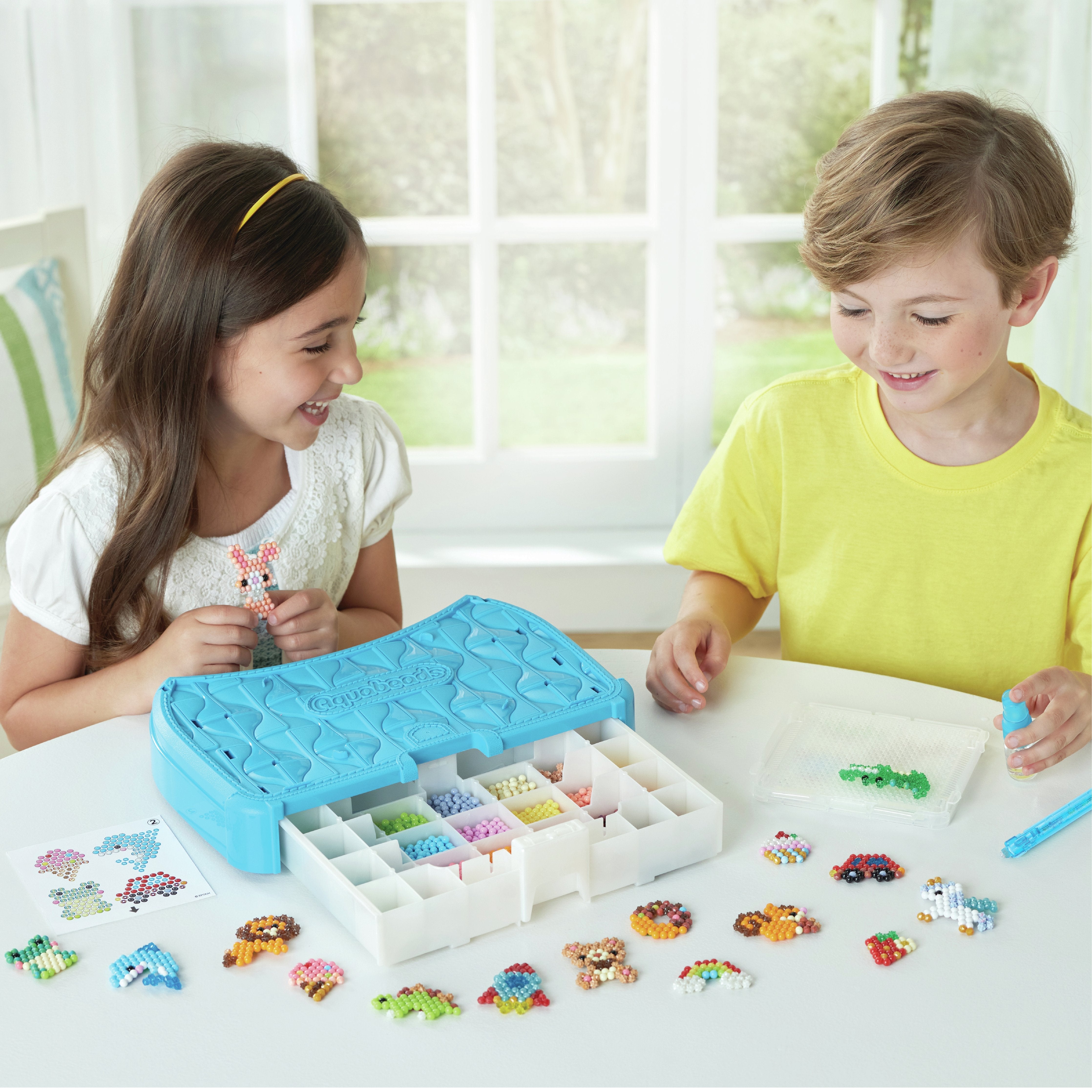 Epoch Aquabeads Bastelstudio Starter Set 35087