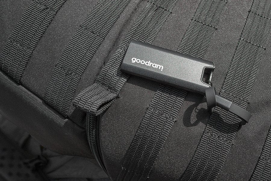 EAN 5908267913062 - Goodram SSDR-GMRE-02T-K0 unidad externa de estado sólido 2 TB 3.2 Gen 2 (3.1 Gen 2) Negro imagen 3