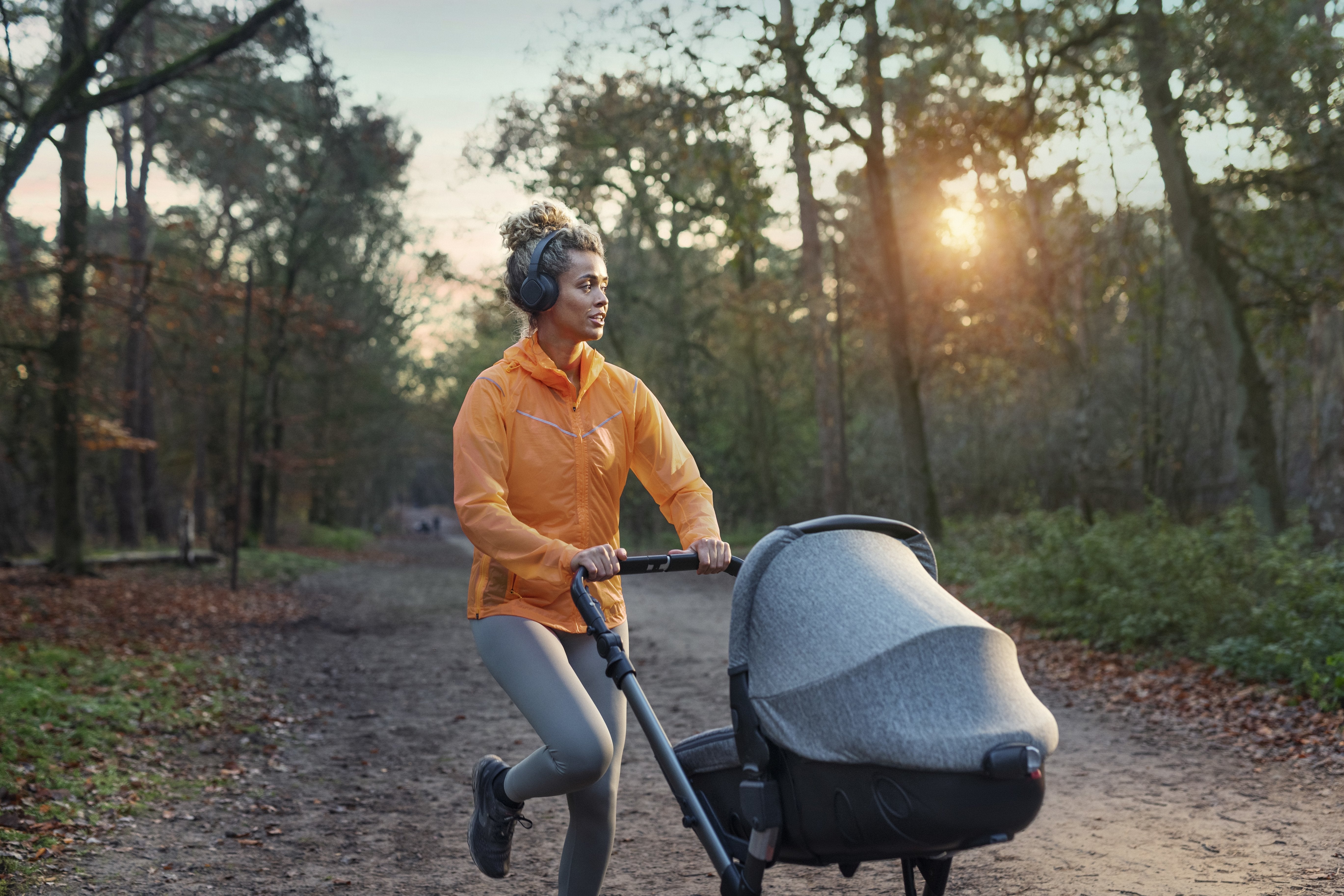 EAN 4895229117563 - Philips TAA4216BK/00 auricular y casco Auriculares Inalámbrico y alámbrico Diadema Llamadas/Música USB Ti imagen 18