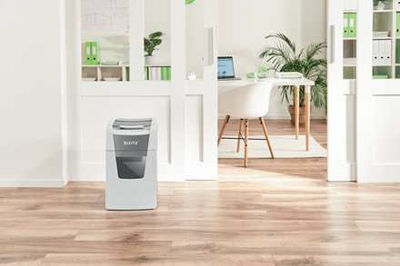 EAN 4002432124114 - Leitz 80140000 triturador de papel Microcorte 55 dB 22 cm Gris, Blanco imagen 6