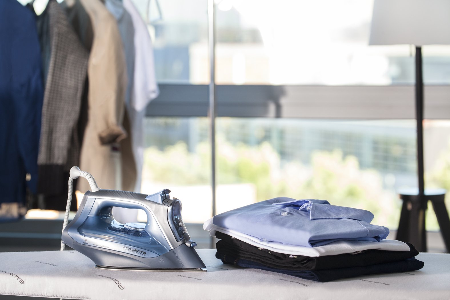 Rowenta Dw4308 Express Steam Azul Plancha De Vapor 2500w Tecnología Microsteam 300