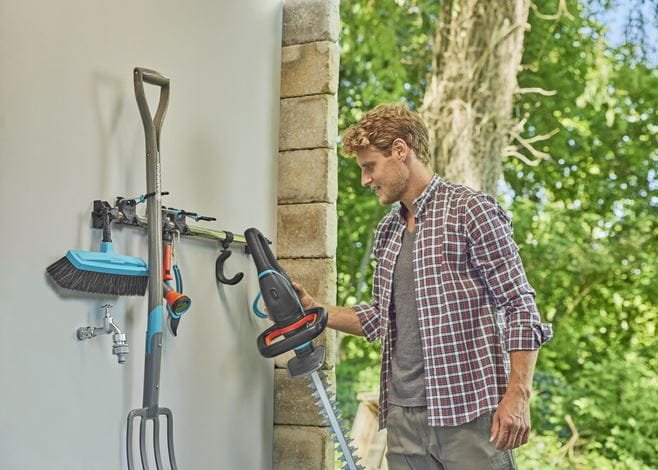 Juego De Soporte Y Gancho Gardena , Soporte (Negro) 03510-20