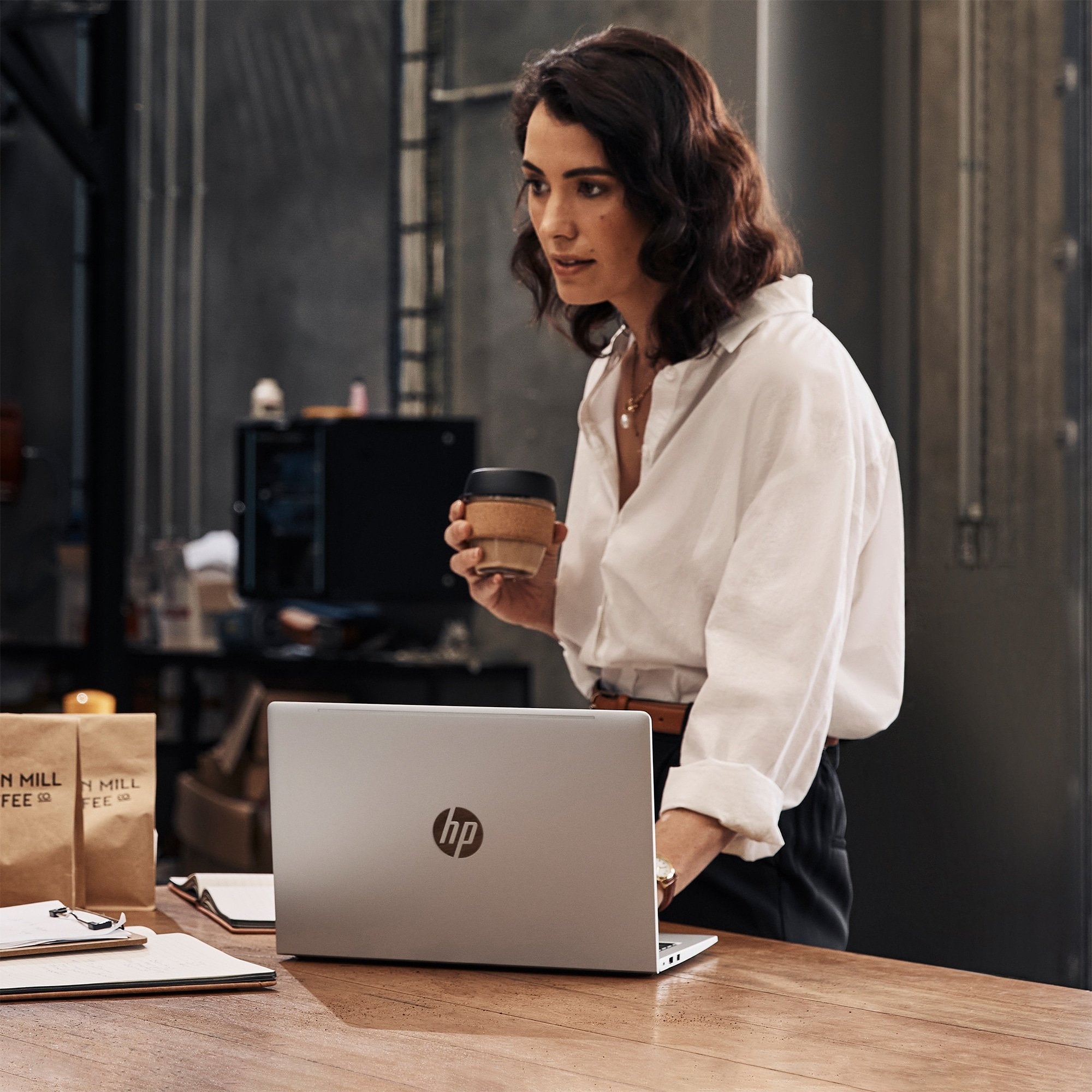 Portátil Hp Probook 440 G9 6a1u5ea Intel Core I7-1255u 16gb 1tb Ssd 14' Win10 Pro