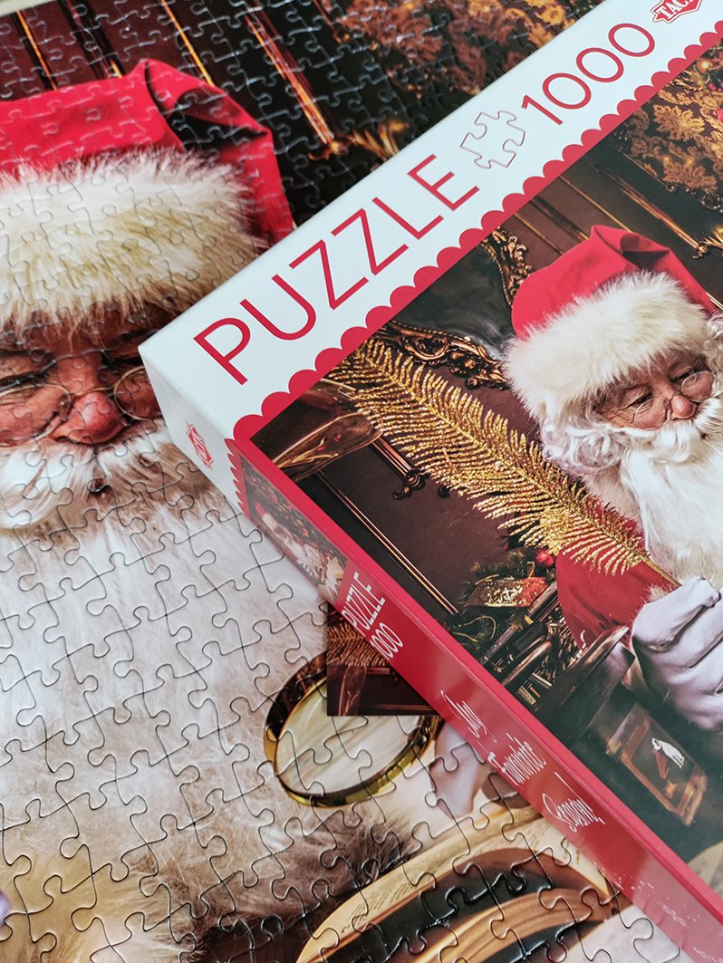 Puzzle 1000 Elementów Swiety Mikolaj W Swoim Domu