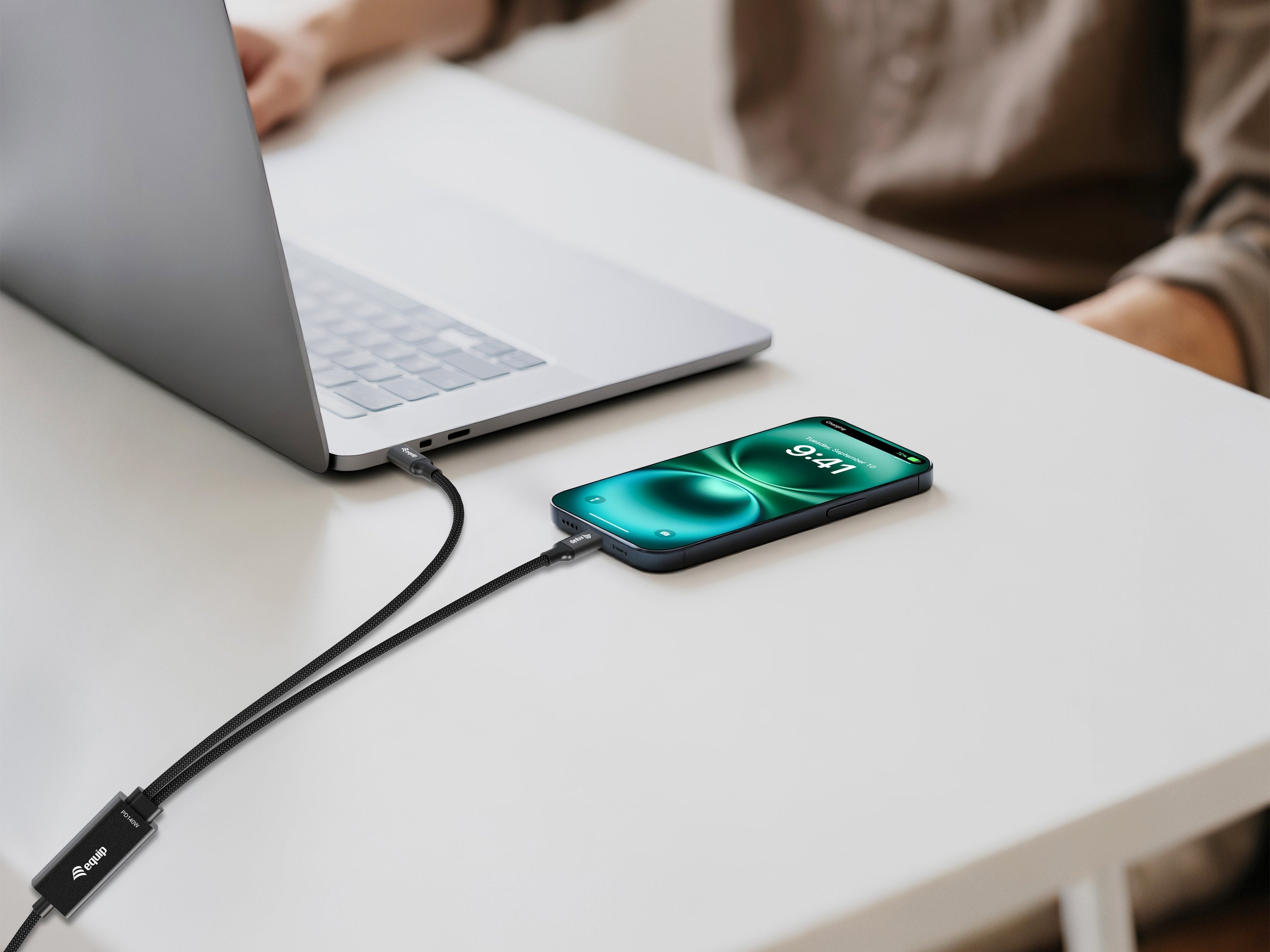 Equip Cable Usb-C4.0->C Y-Cable Pd140w M M 1.50m Negro