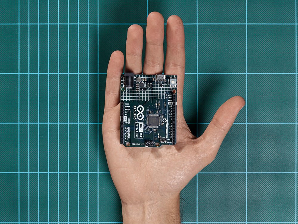 EAN 7630049203907 - Arduino UNO R4 Minima placa de desarrollo 48 MHz imagen 8