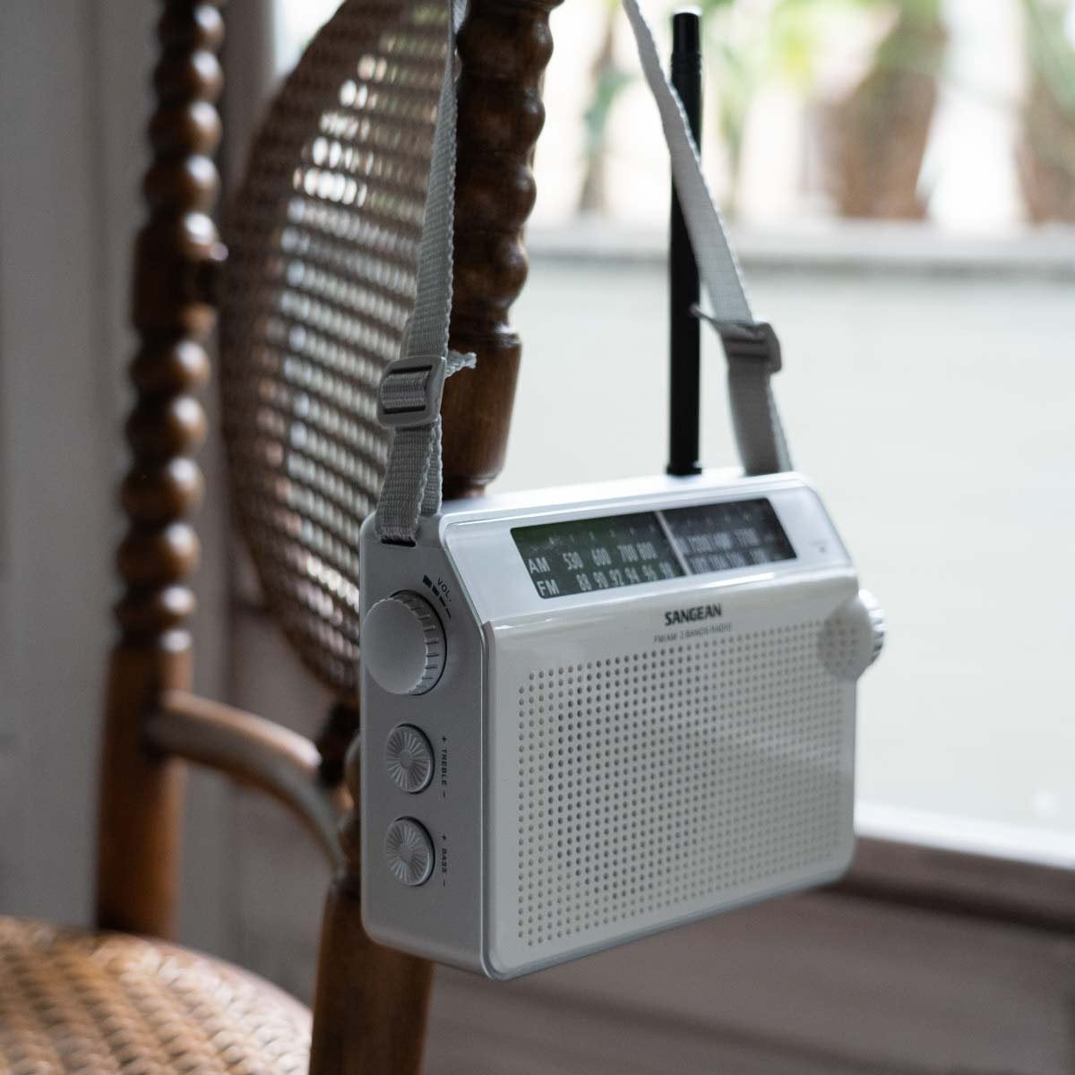 EAN 4711317992266 - Sangean PR-D6 Portátil Analógica Blanco imagen 4
