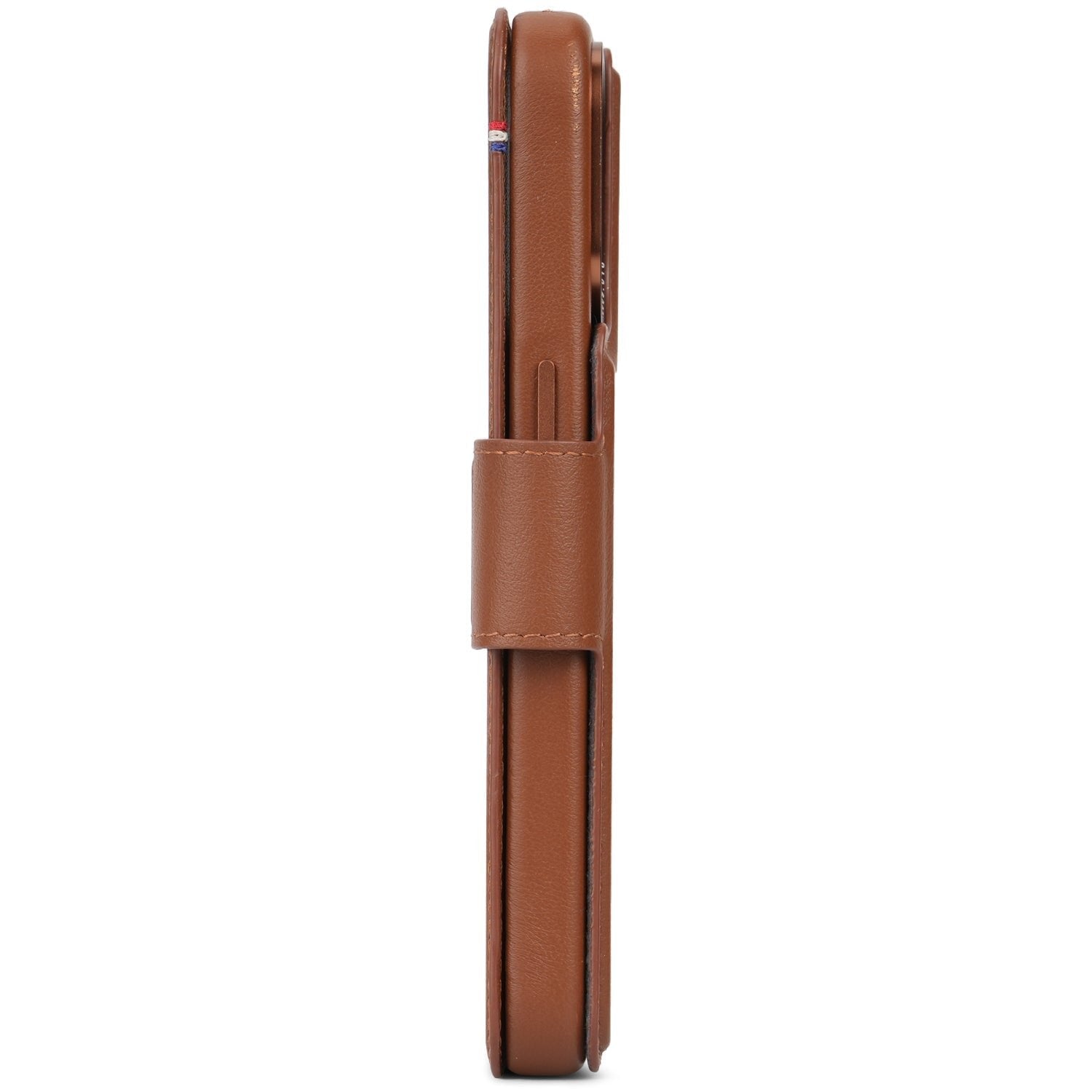 EAN 8720593010560 - Decoded D24IPO15PLDW5TN funda para teléfono móvil 17 cm (6.7") Funda cartera Marrón imagen 4