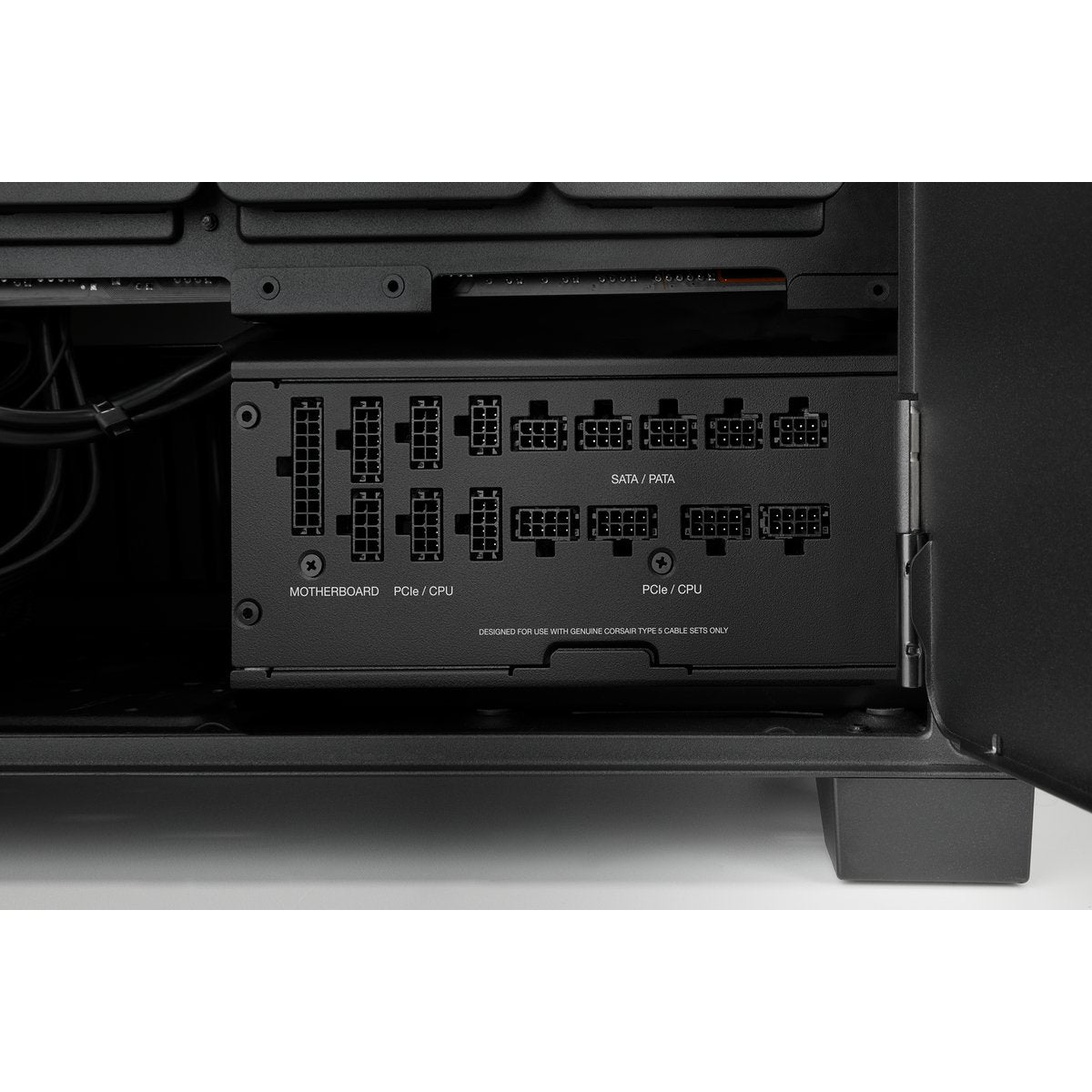 EAN 0840006654049 - Corsair RMx Shift Series RM1200x SHIFT unidad de fuente de alimentación 1200 W 24-pin ATX ATX Negro imagen 12