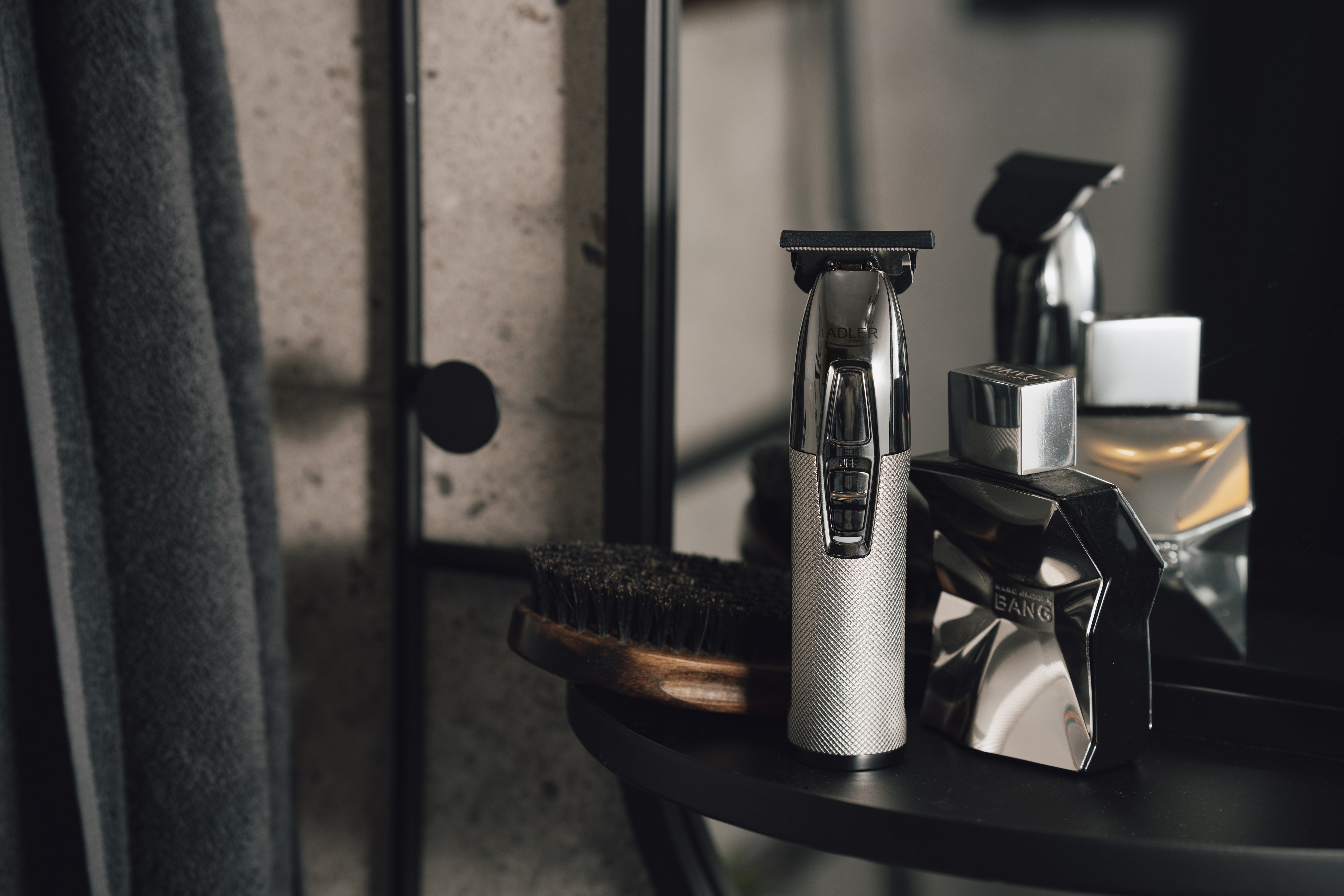 EAN 5903887805520 - Adler AD 2836S depiladora para la barba Batería 4 6 mm Plata imagen 4