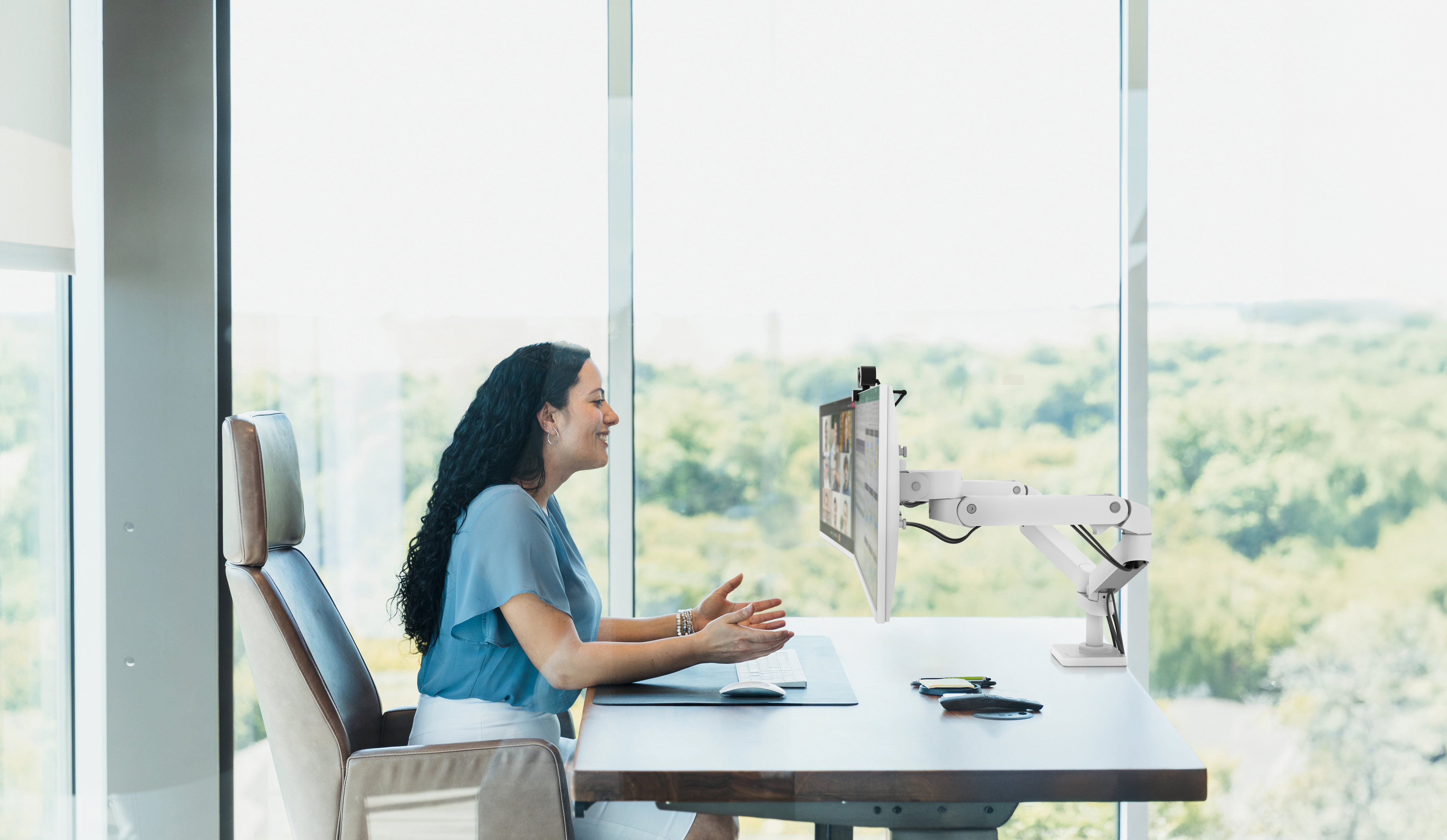 EAN 698833091694 - Ergotron LX Pro Series 45-686-290 soporte para monitor 68,6 cm (27") Escritorio Blanco imagen 2