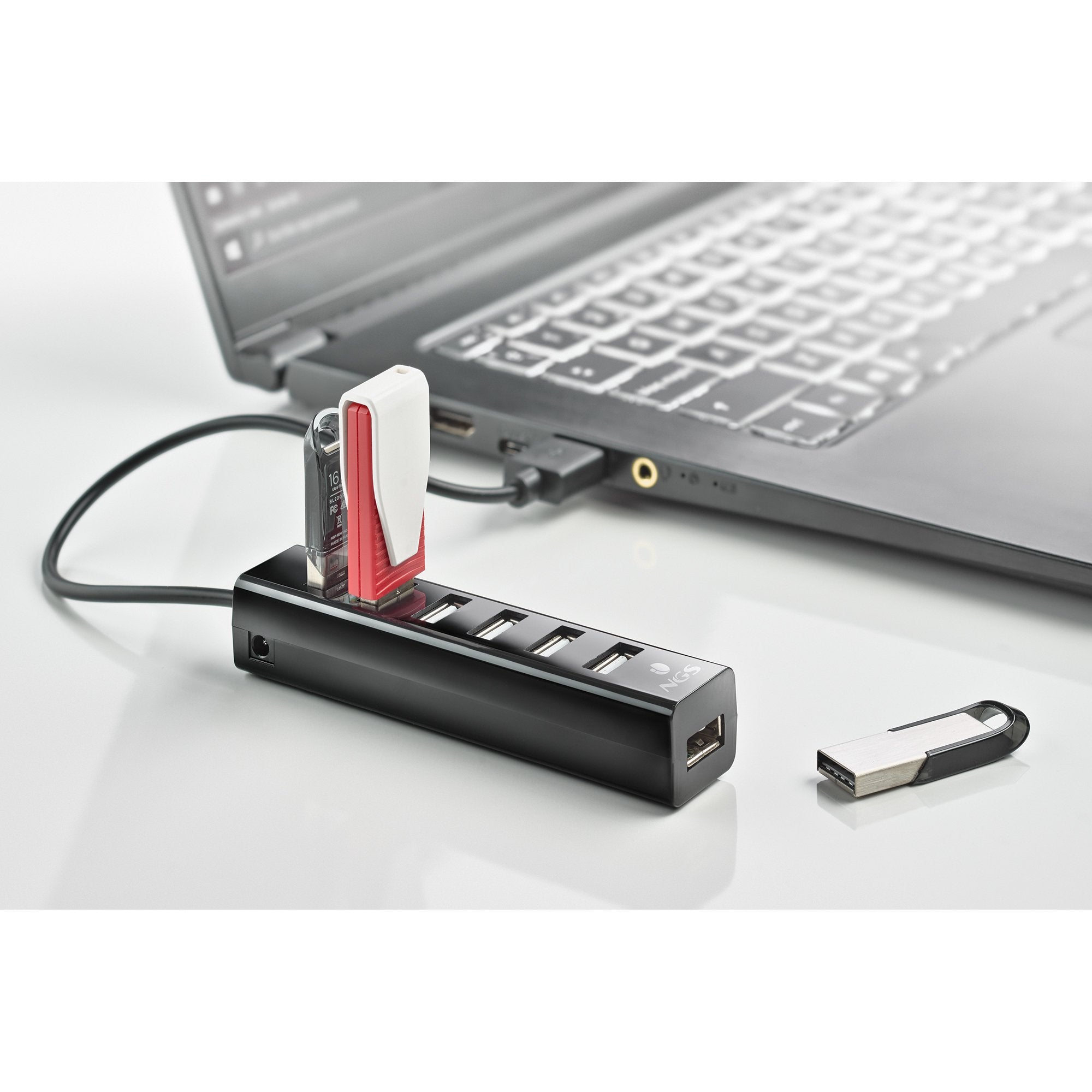 EAN 8435430621051 - NGS IHUB7 TINY USB 2.0 480 Mbit/s Negro imagen 5